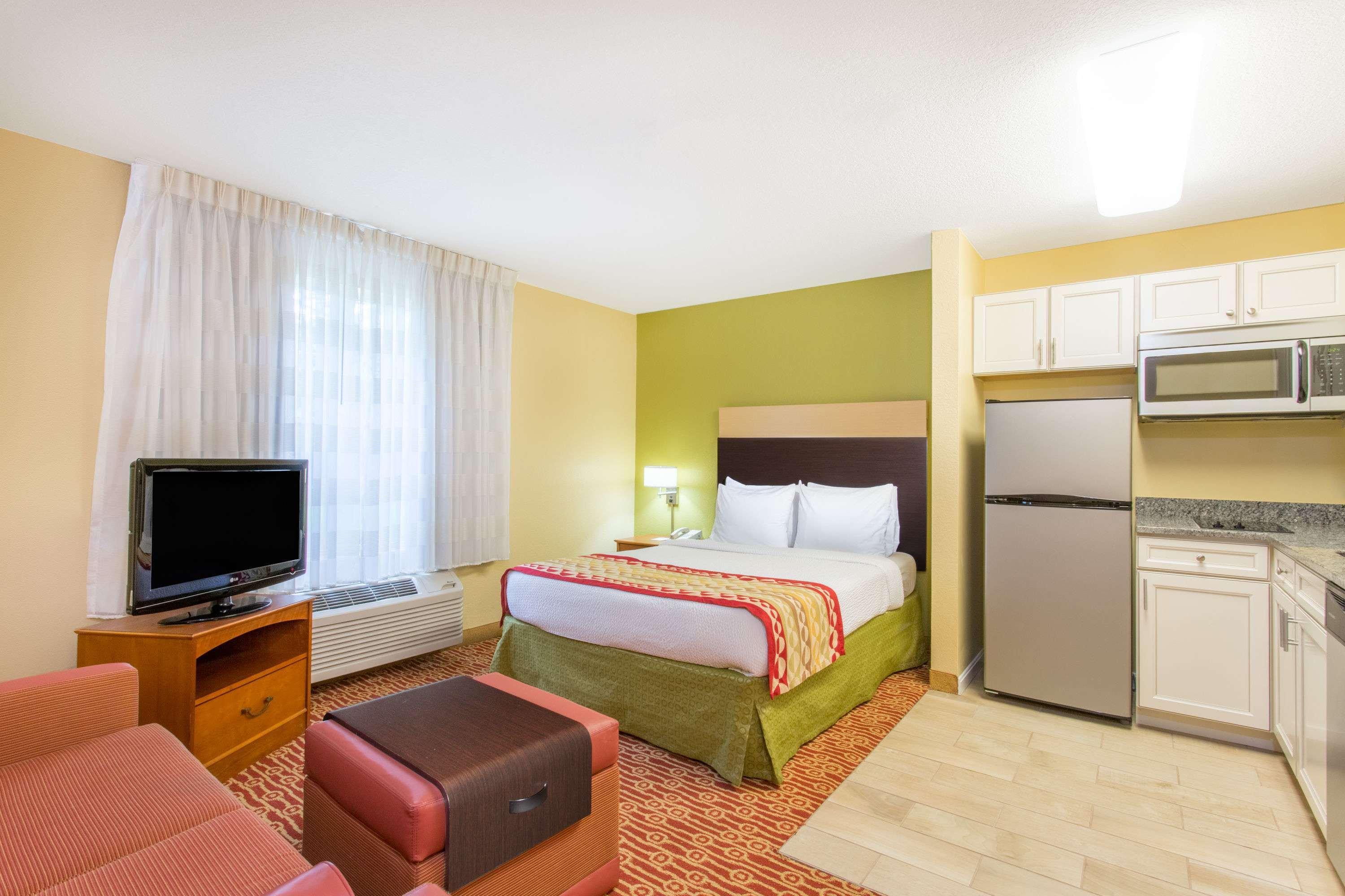 Hawthorn Suites by Wyndham Sterling Dulles — photo 5