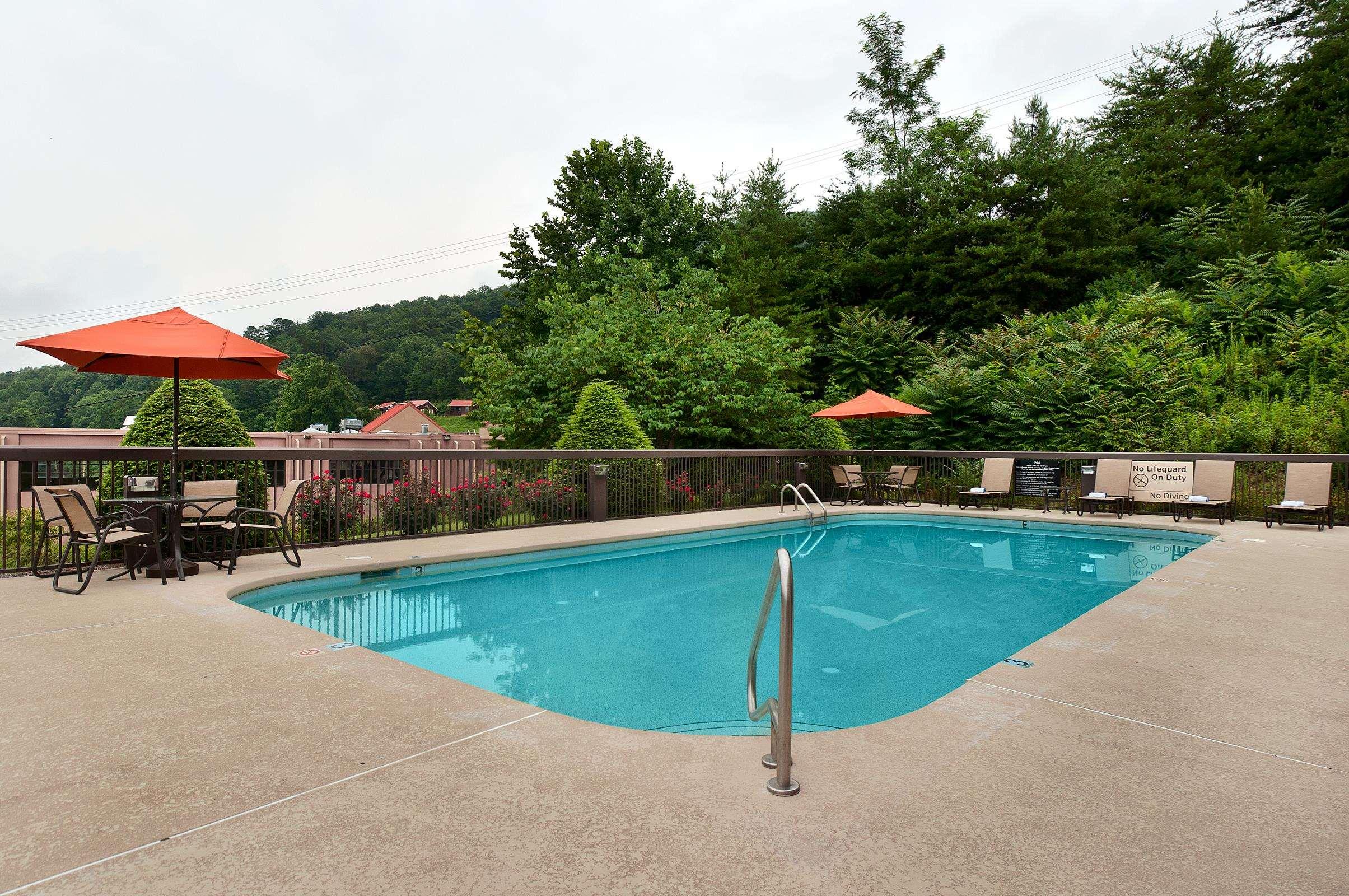Hampton Inn Cherokee — photo 5