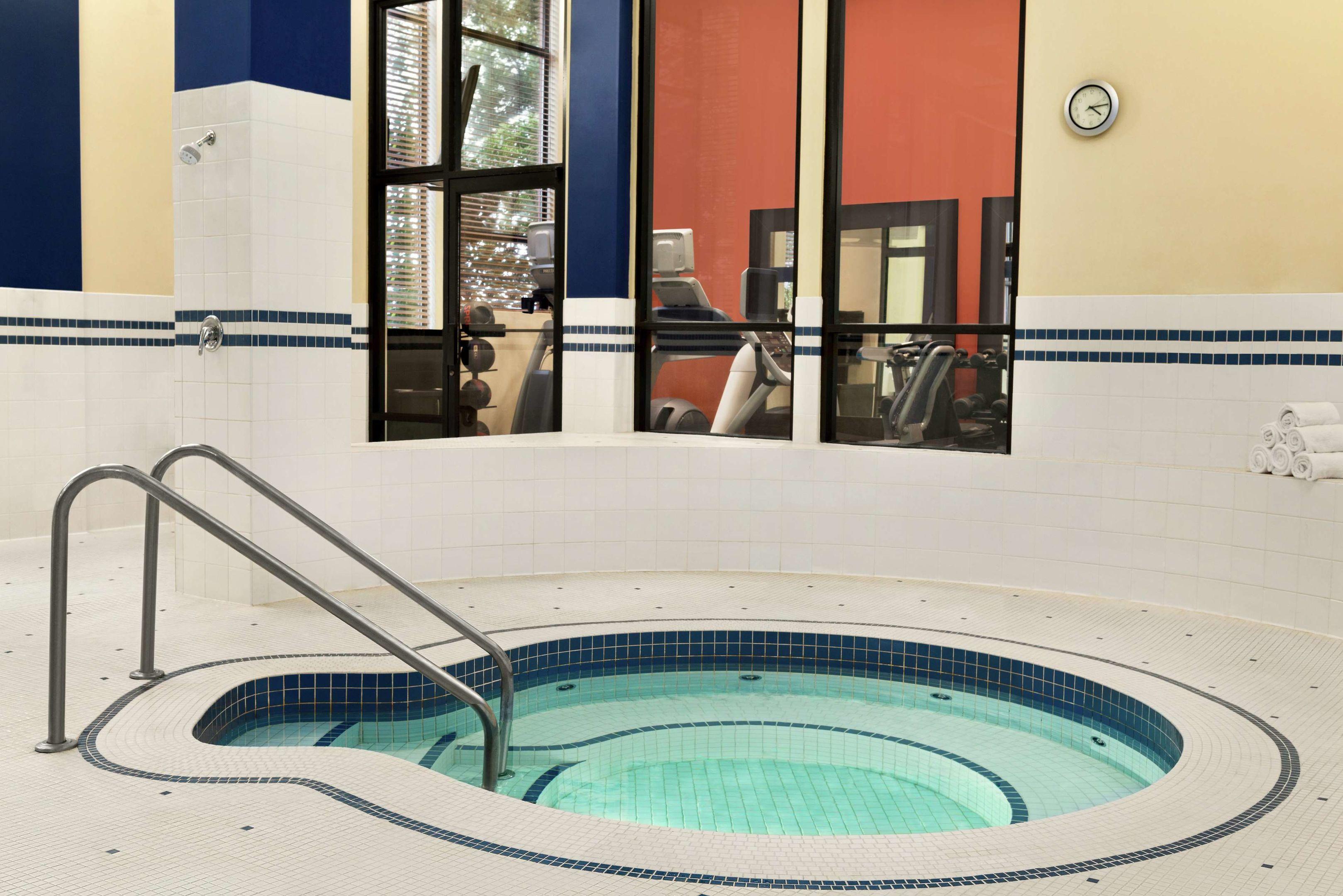 Hampton Inn & Suites by Hilton Langley-Surrey — photo 4