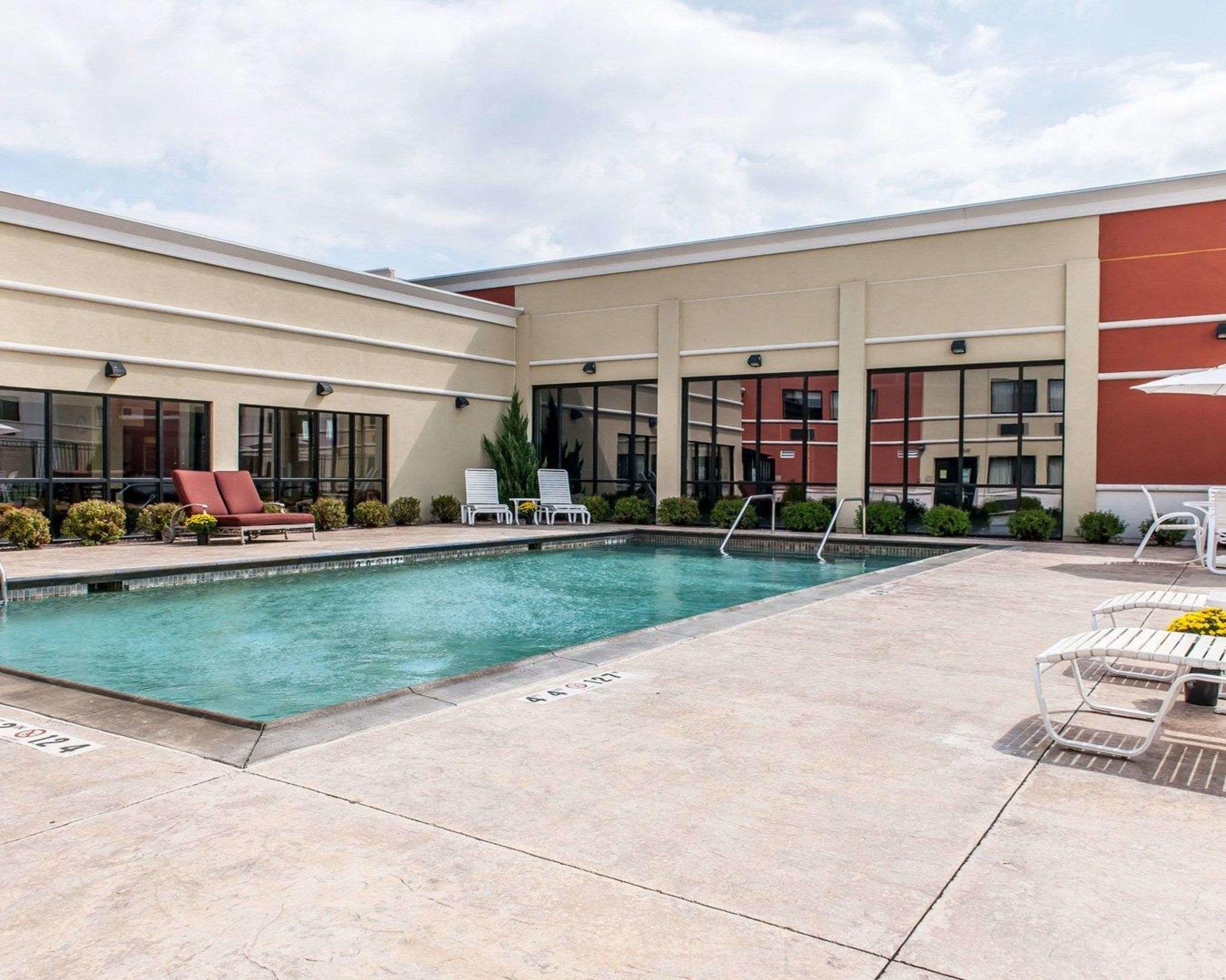 Quality Inn & Suites Conference Center — photo 4