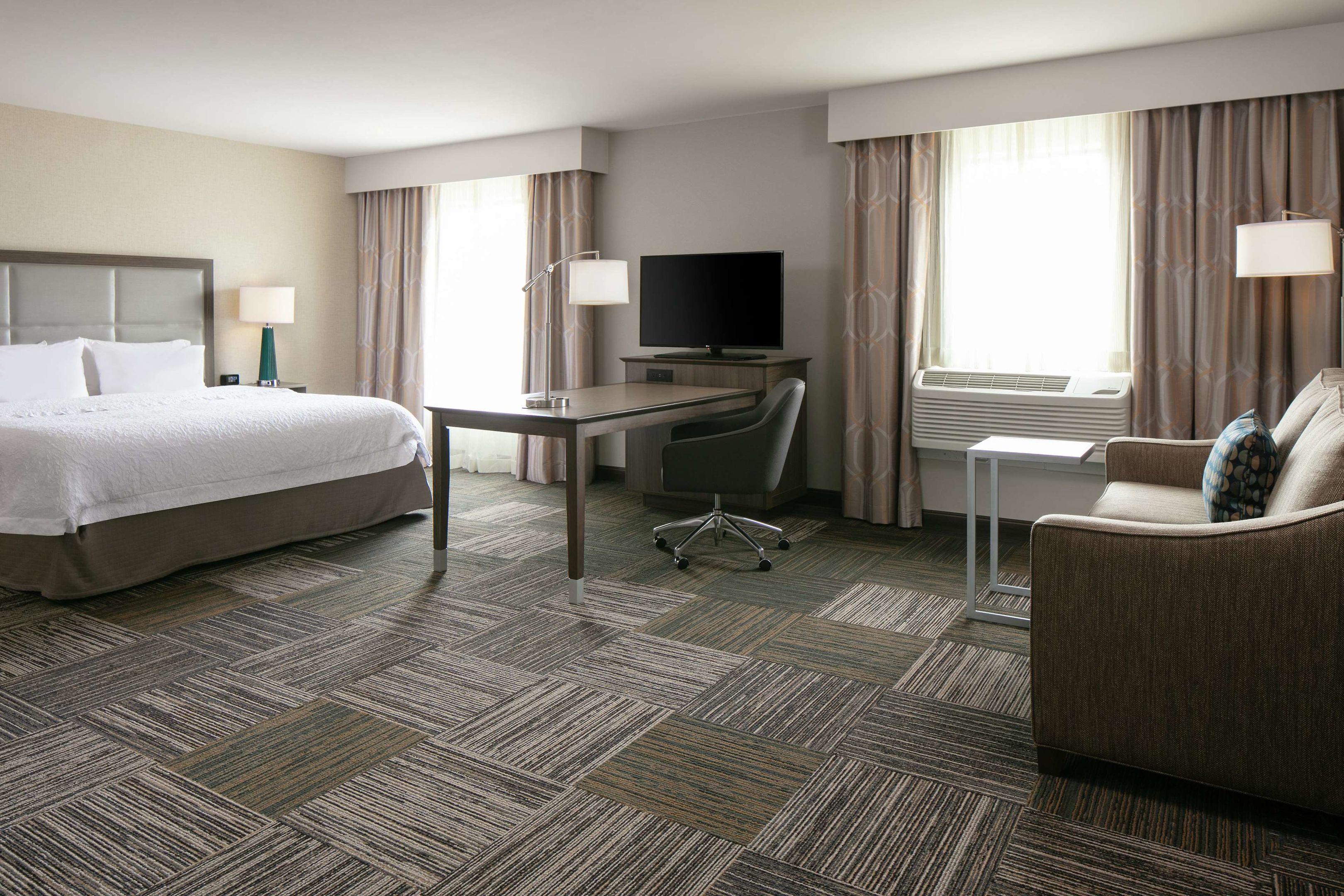Hampton Inn & Suites Hudson — photo 5