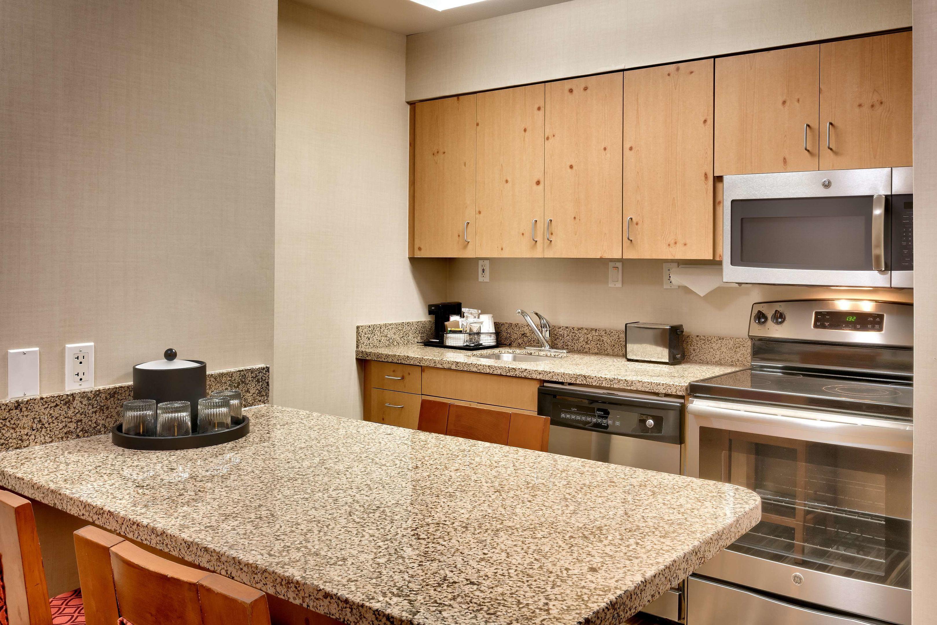 Hampton Inn & Suites Orem — photo 5