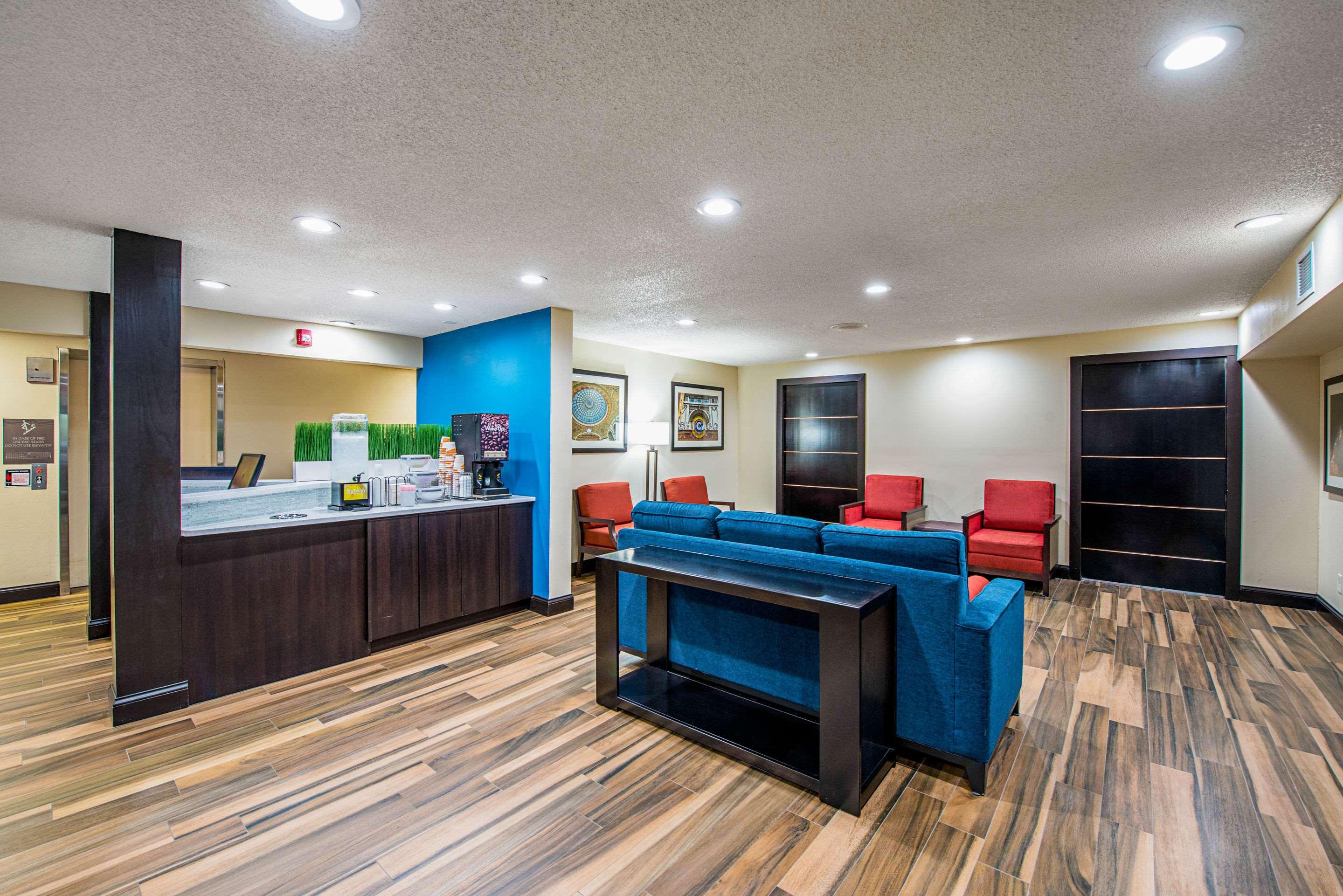Comfort Inn Matteson — photo 4