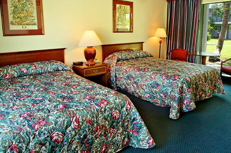 Beachcomber Beach Resort — photo 5