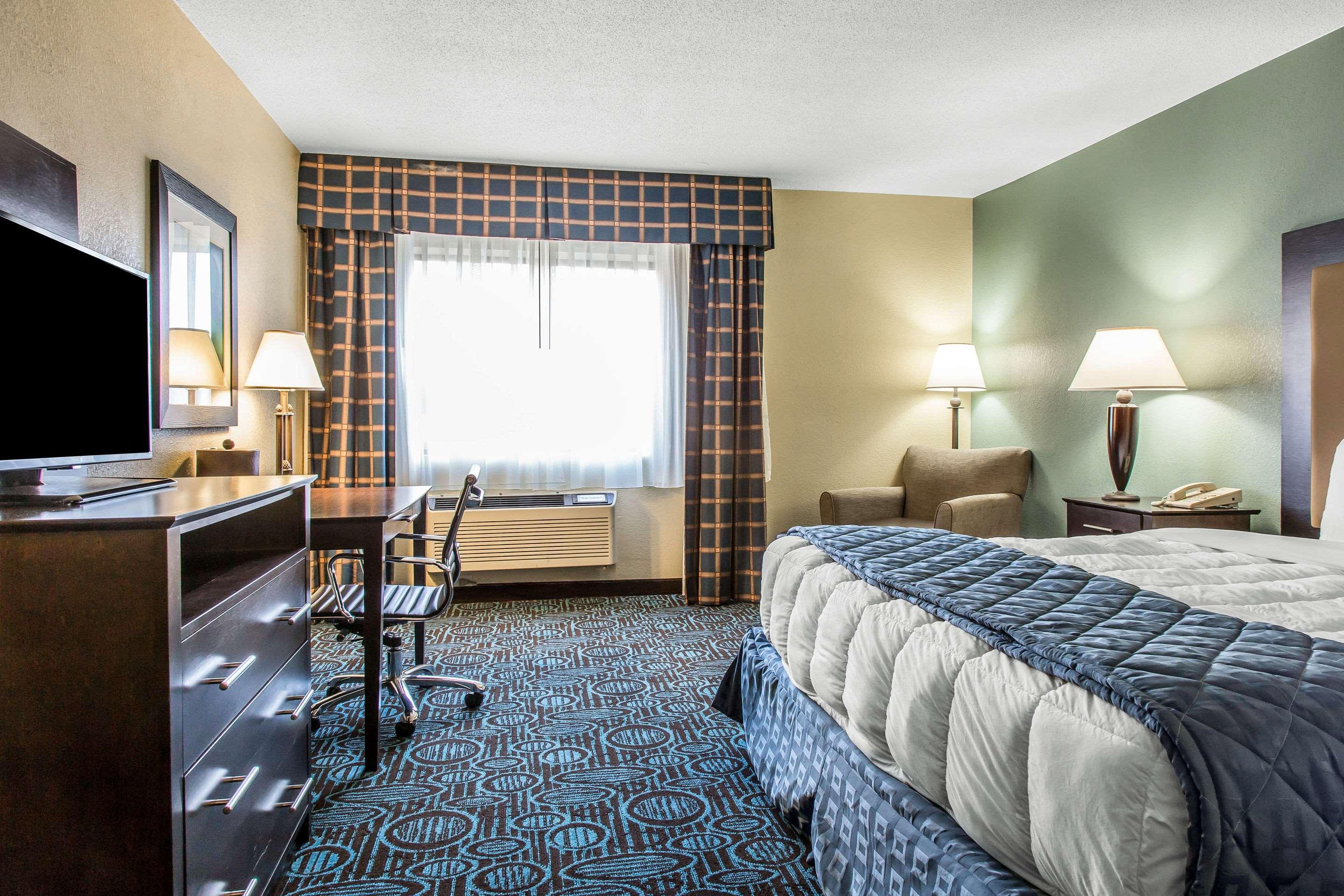 Clarion Inn New London — photo 5