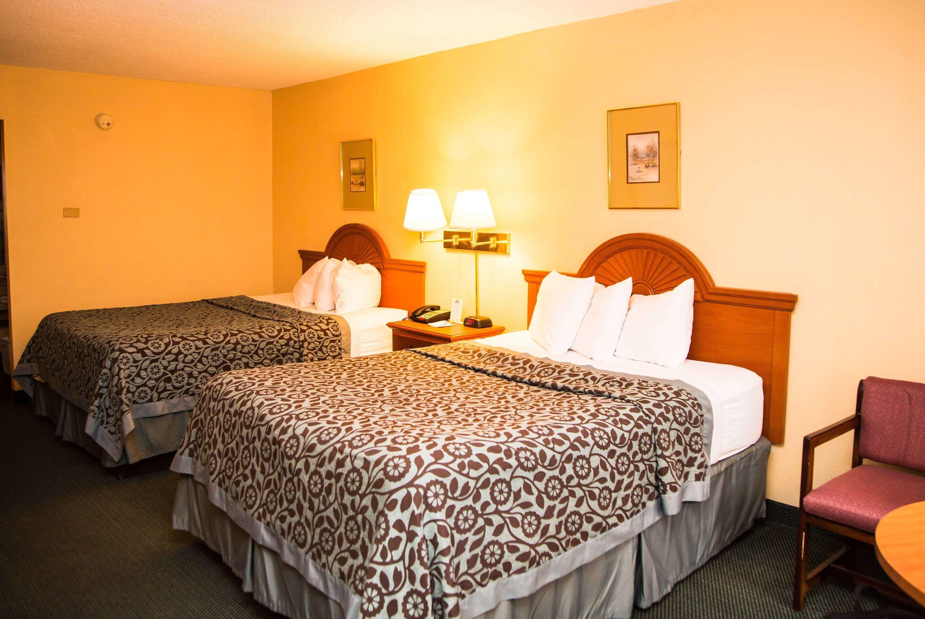 Days Inn Alexandria South — photo 4