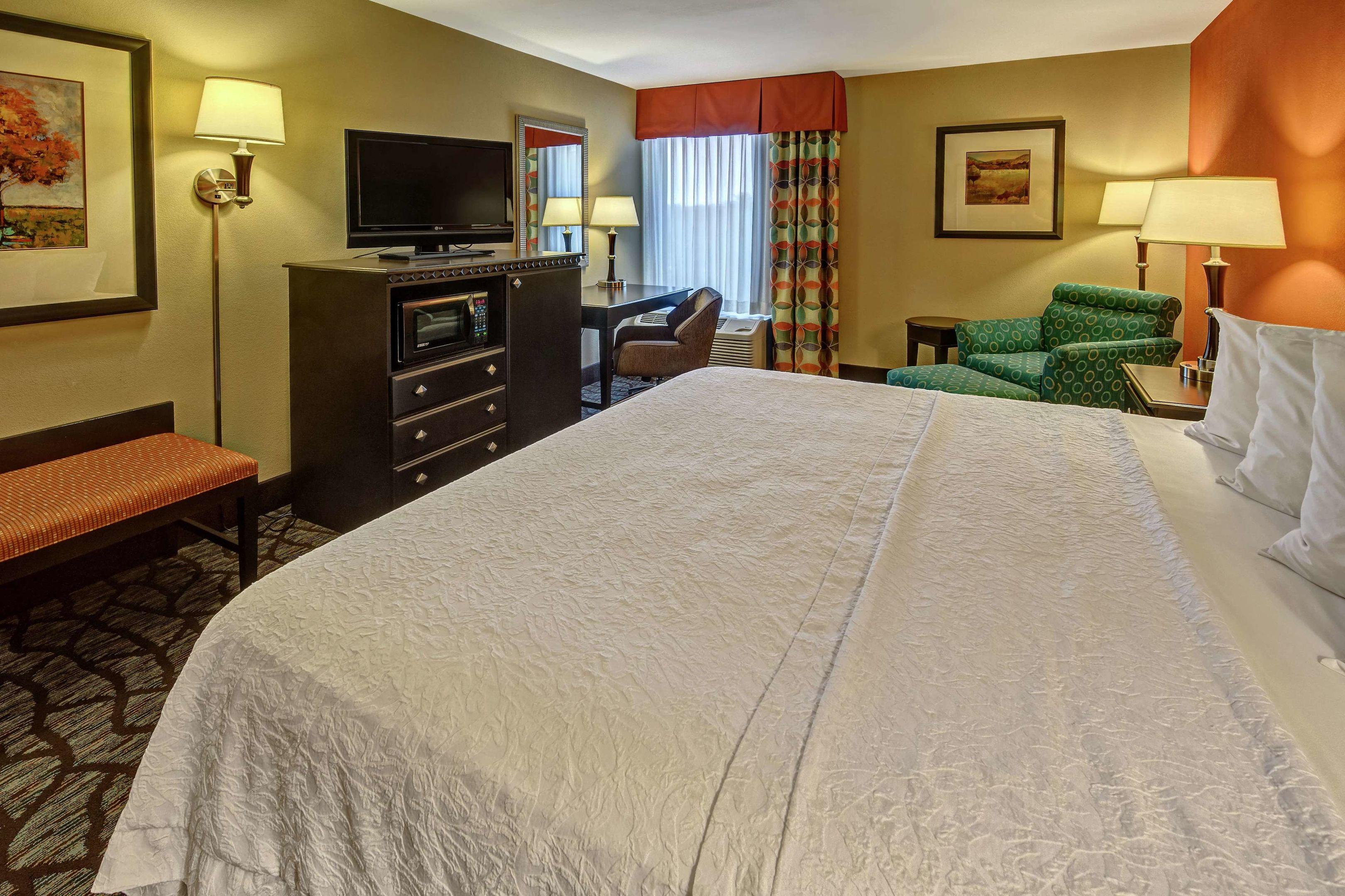 Hampton Inn Asheville Tunnel Road — photo 5