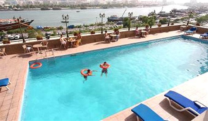 Carlton Tower Hotel Dubai — photo 5
