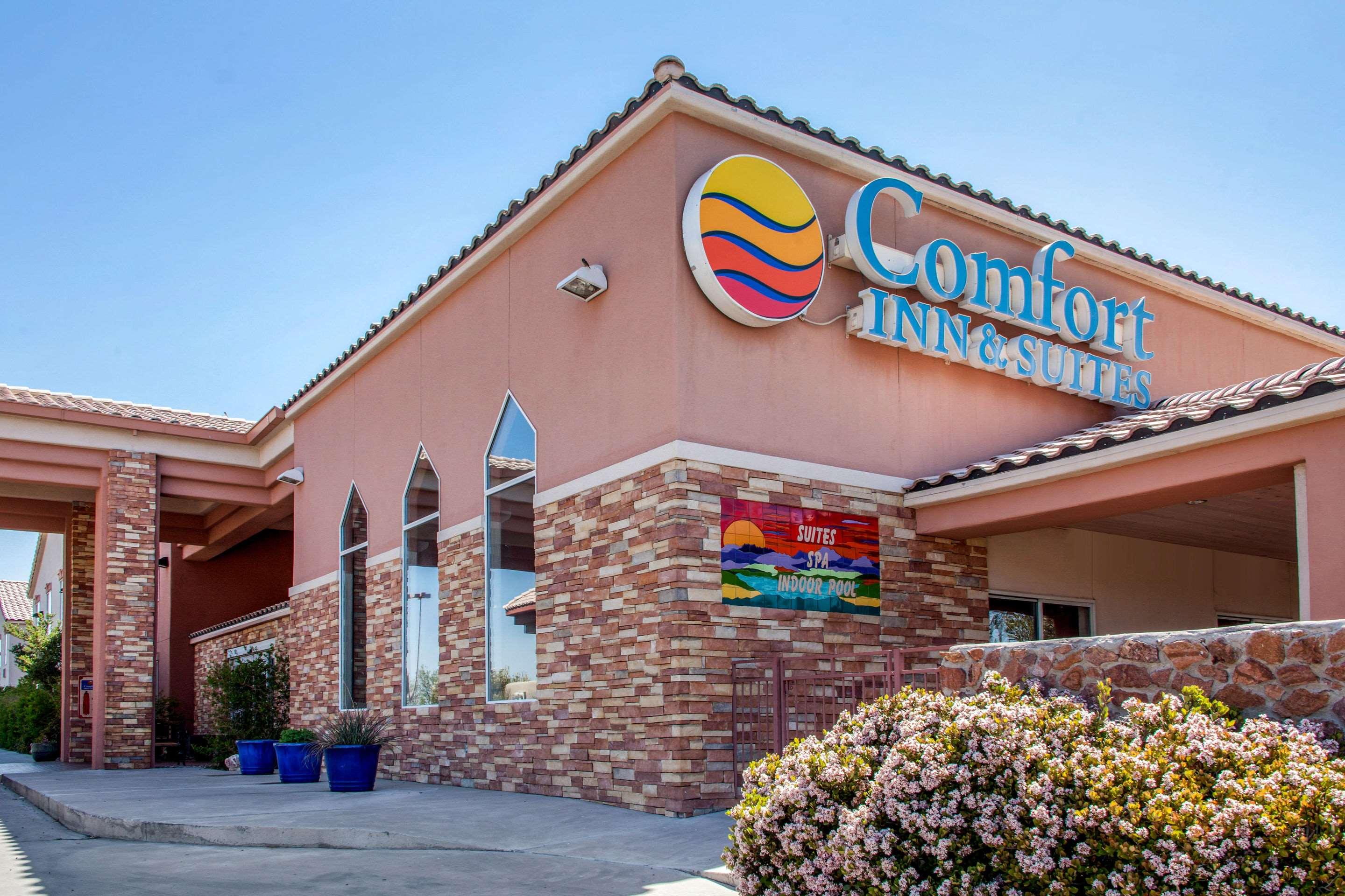 Comfort Inn & Suites — photo 4