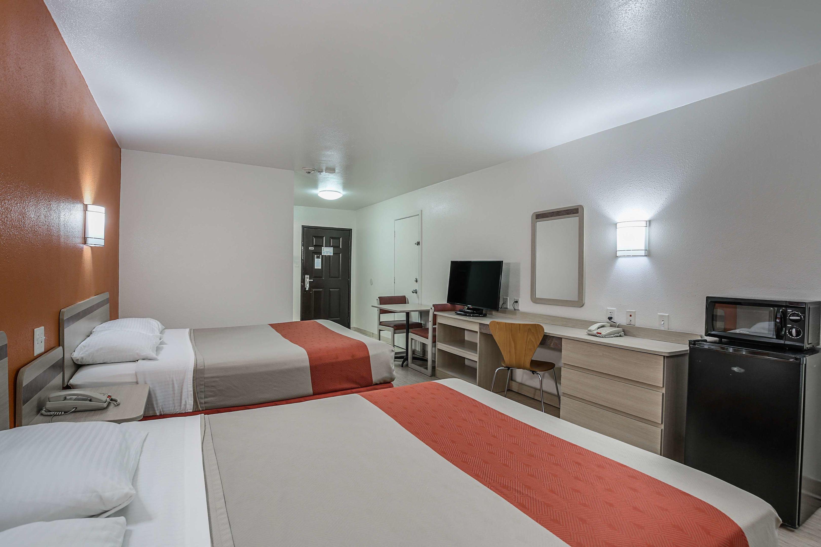 Motel 6 Pasadena Tx — photo 5