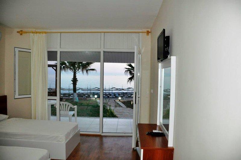 Adora Calma Beach Hotel — photo 4