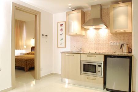 Frixos Suites Hotel Apartments — photo 3