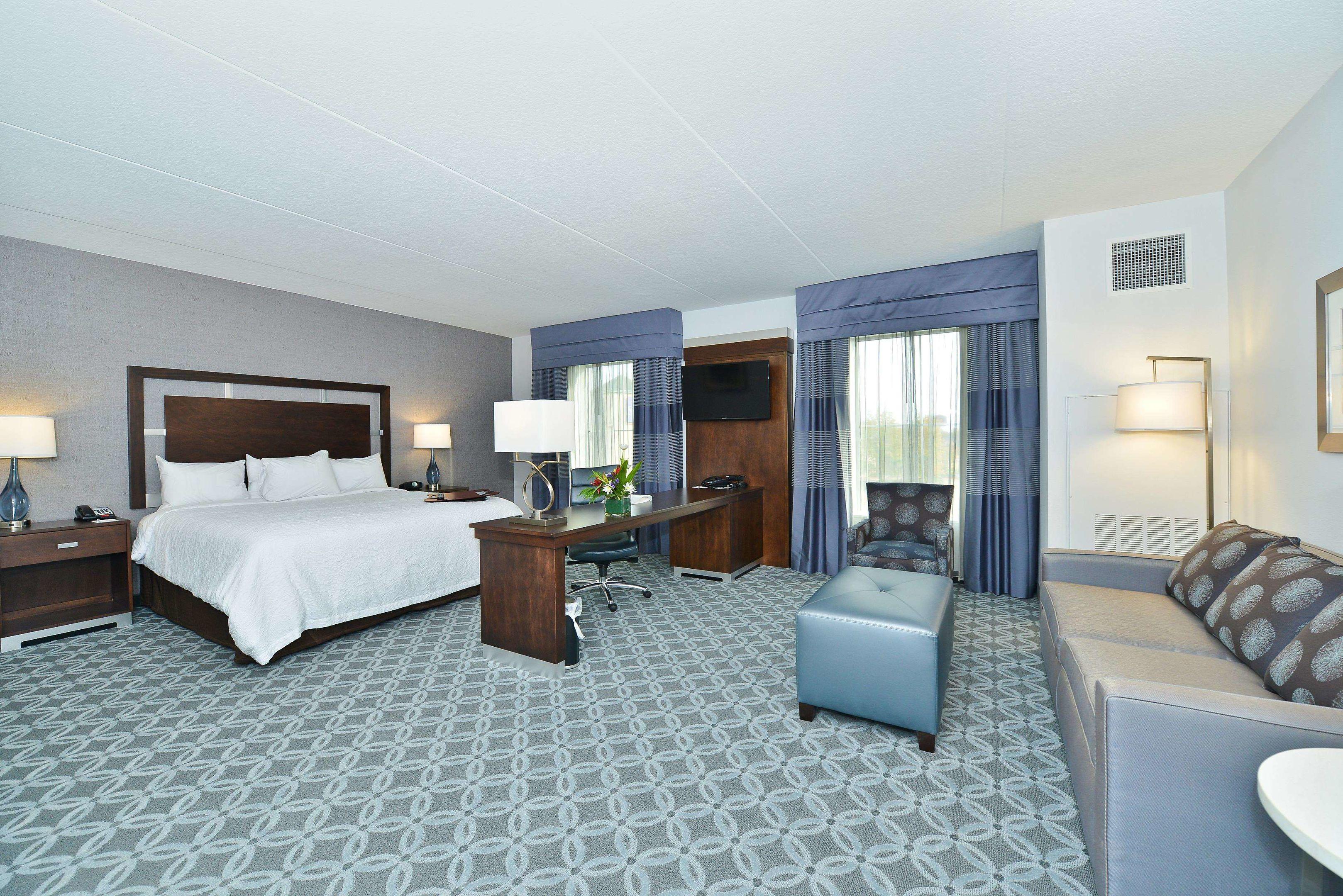 Hampton Inn & Suites Columbia/Southeast-Ft. Jackson — photo 4