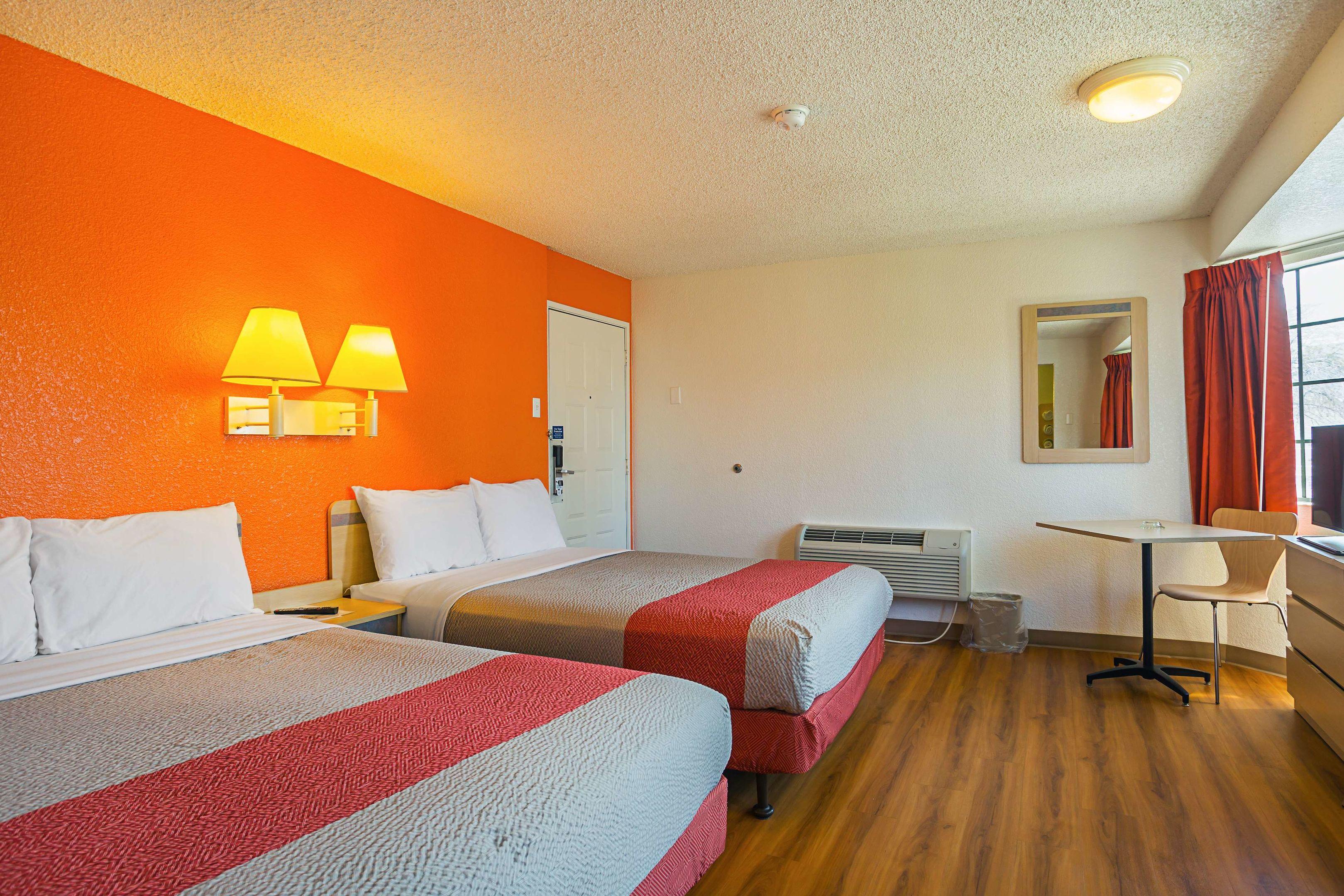 Motel 6 Yuma East — photo 5