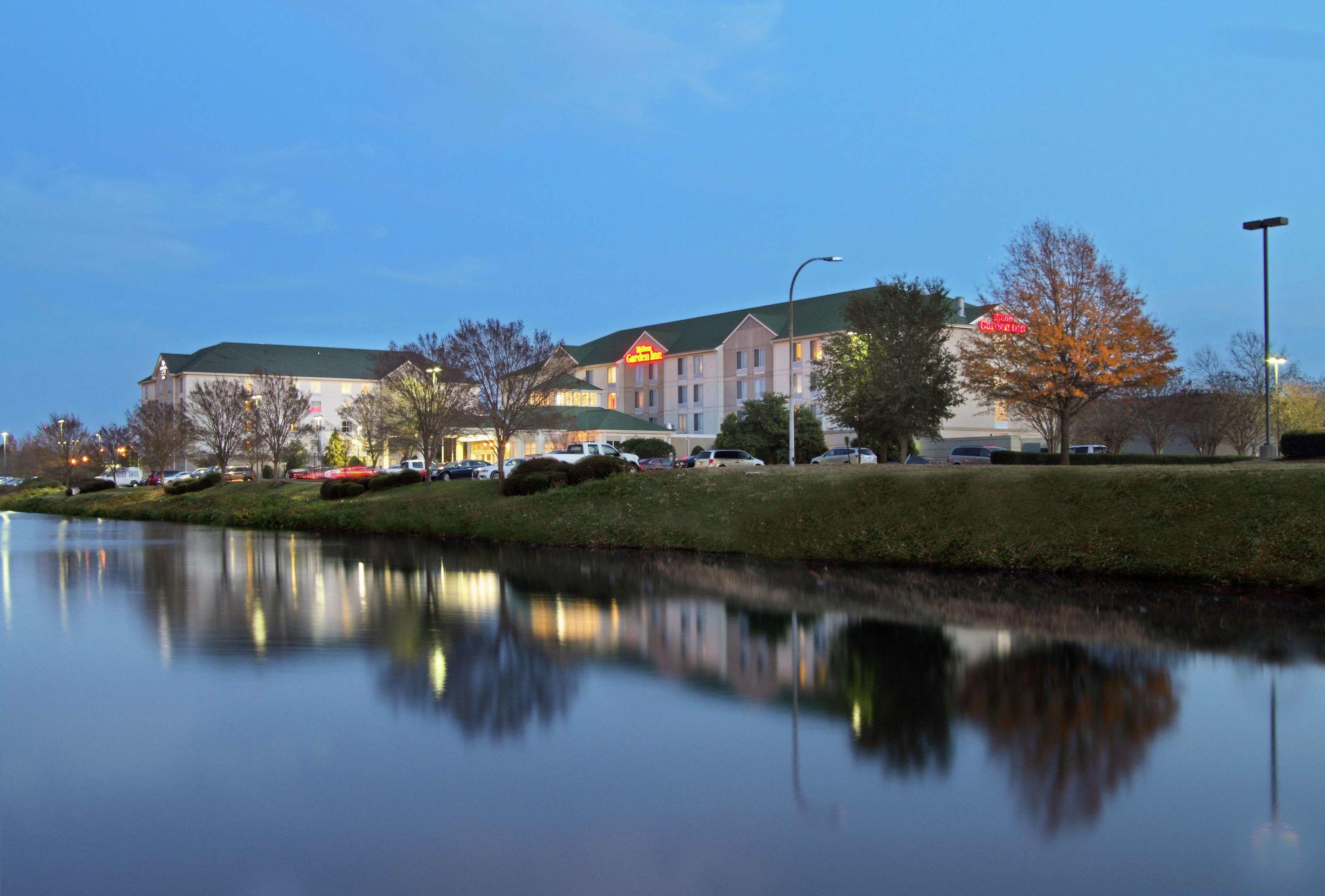 Hilton Garden Inn Chesapeake/Greenbrier — photo 2
