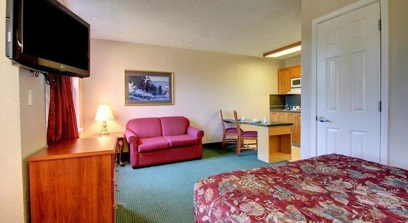 InTown Suites Nashville Madison — photo 4