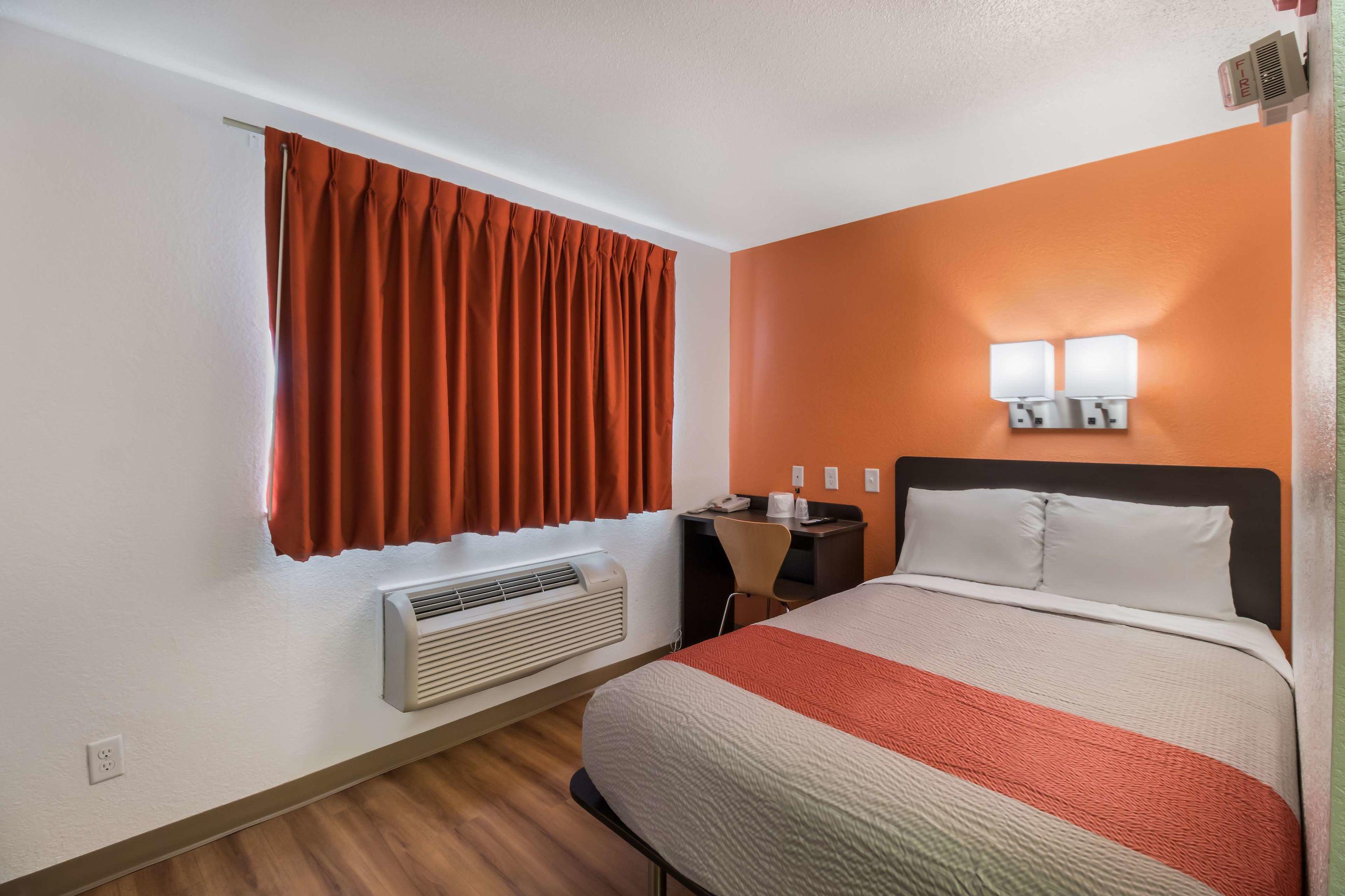 Motel 6 Fargo — photo 5