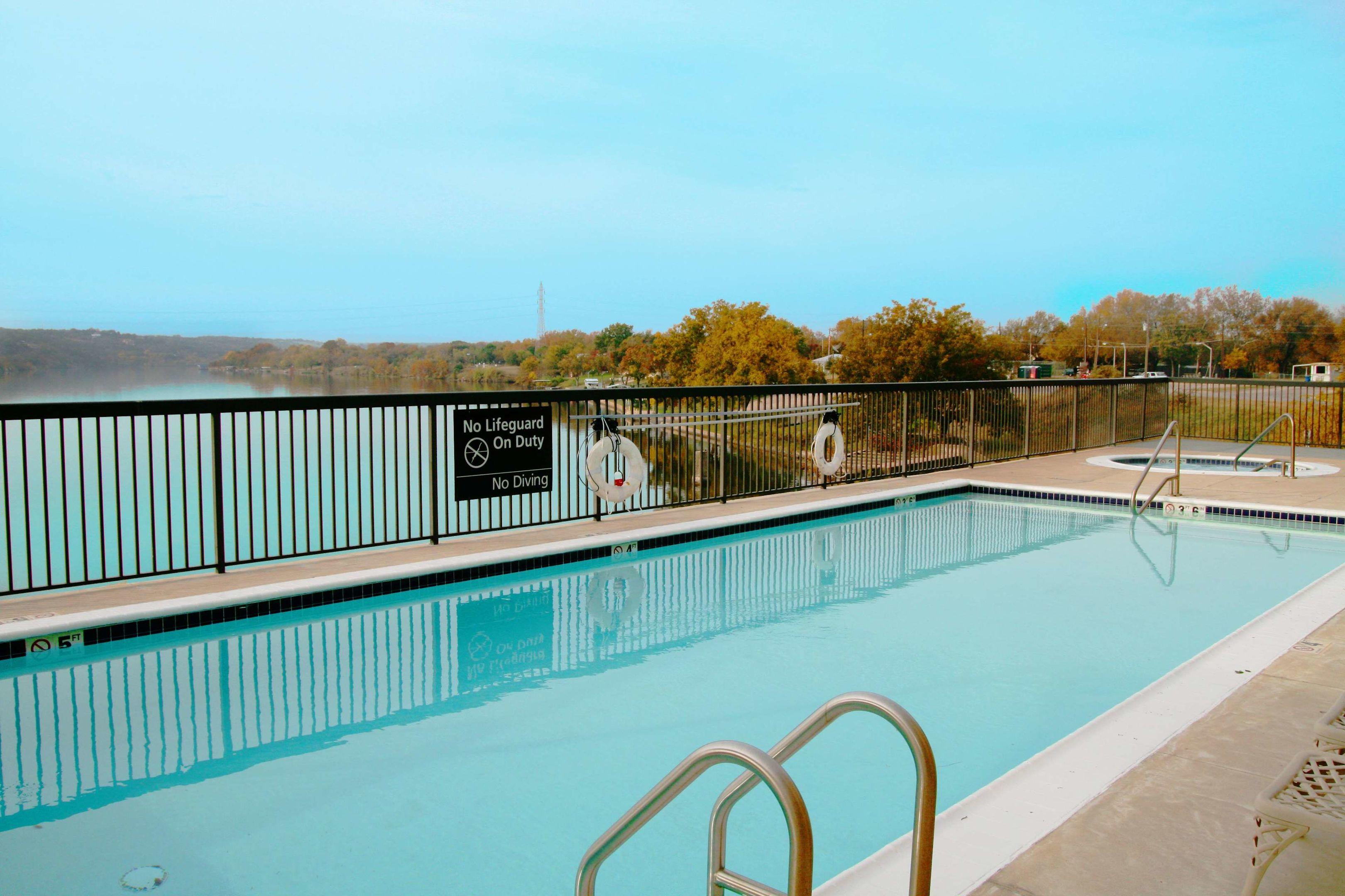Hampton Inn Marble Falls-On The Lake — photo 5