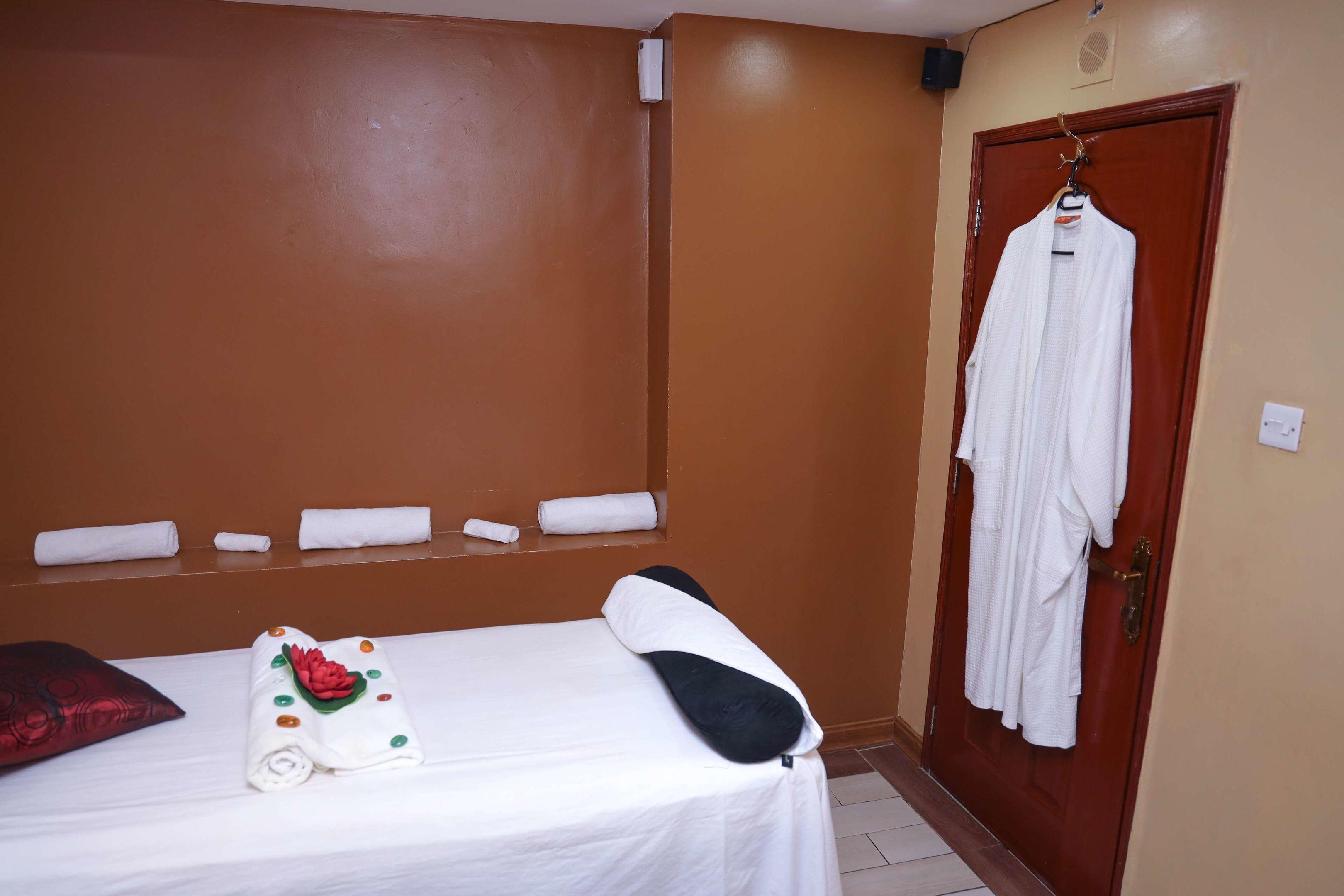 Prideinn Azure Hotel — photo 5