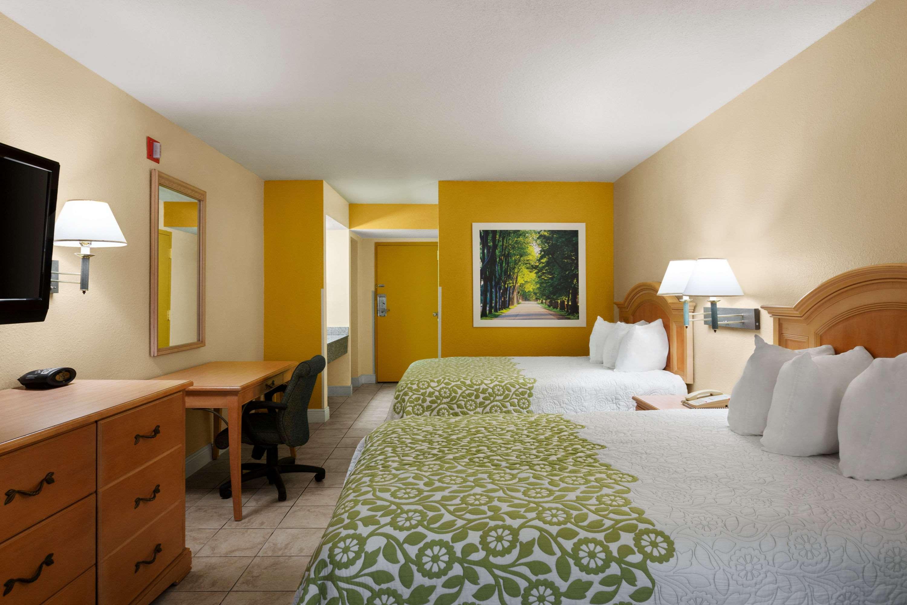 Days Inn N Orlando/Casselberry — photo 4