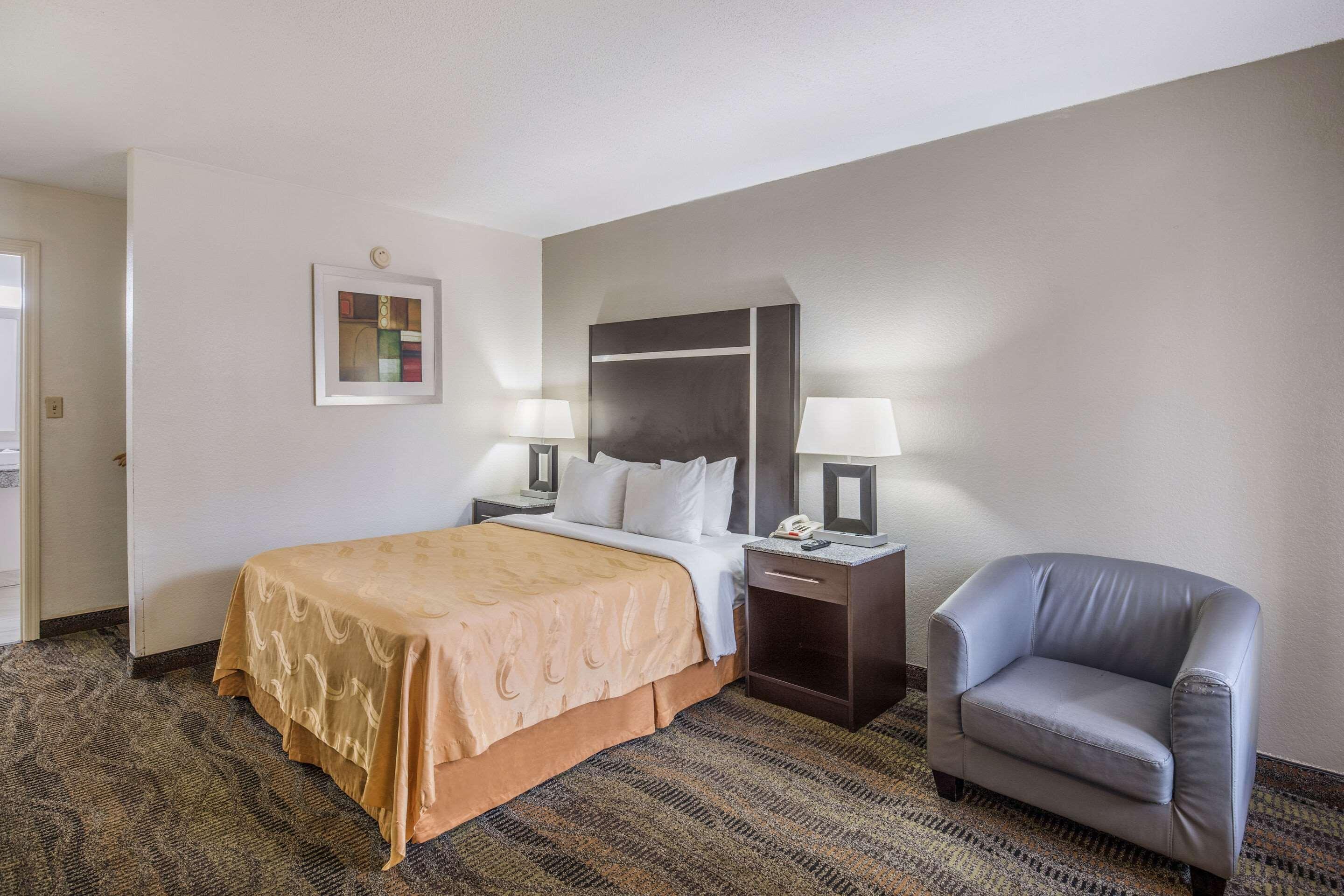 Quality Inn & Suites Conference Center — photo 3