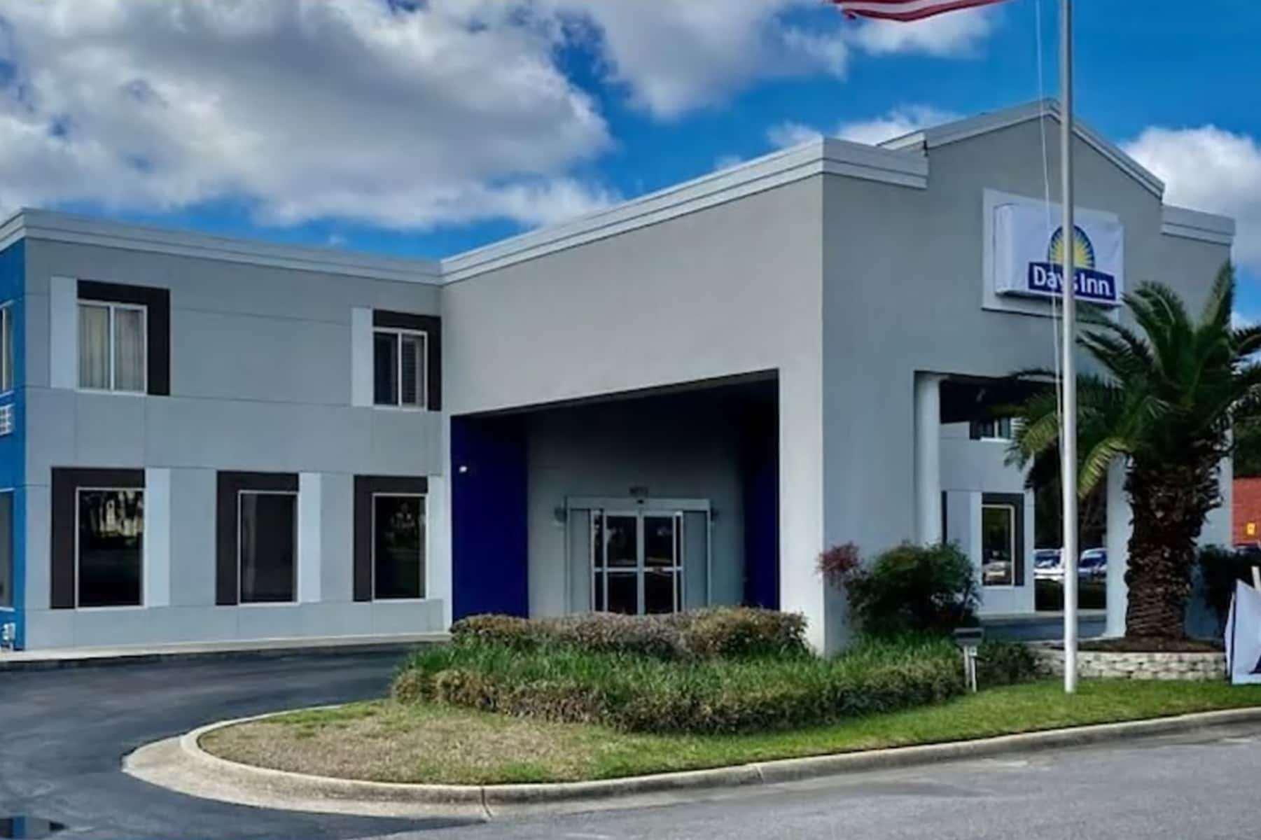 Days Inn by Wyndham Niceville/Eglin Air Force Base — photo 3