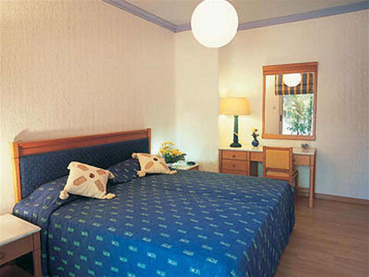 Paphos Gardens Apartments — photo 4