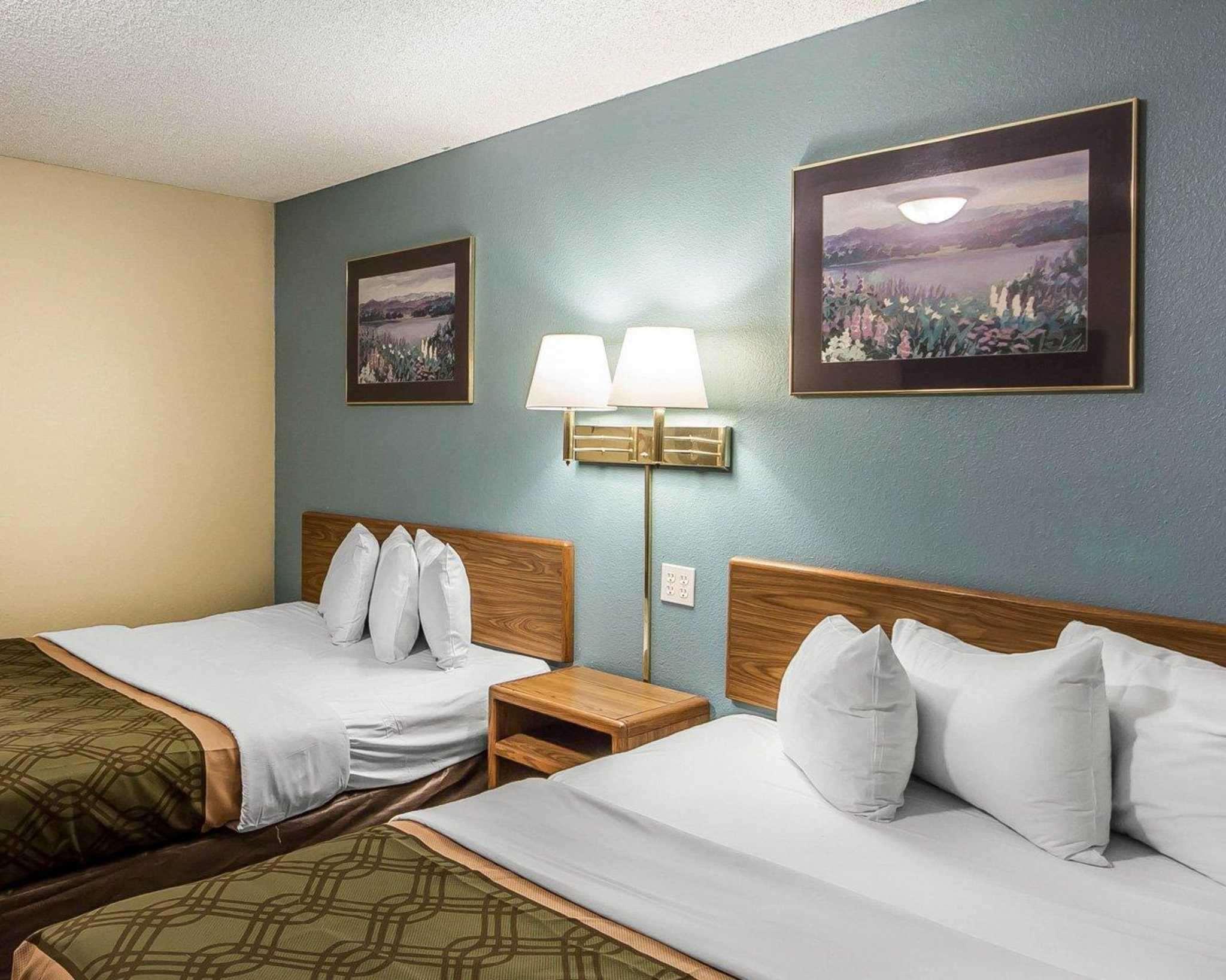 Econo Lodge — photo 4