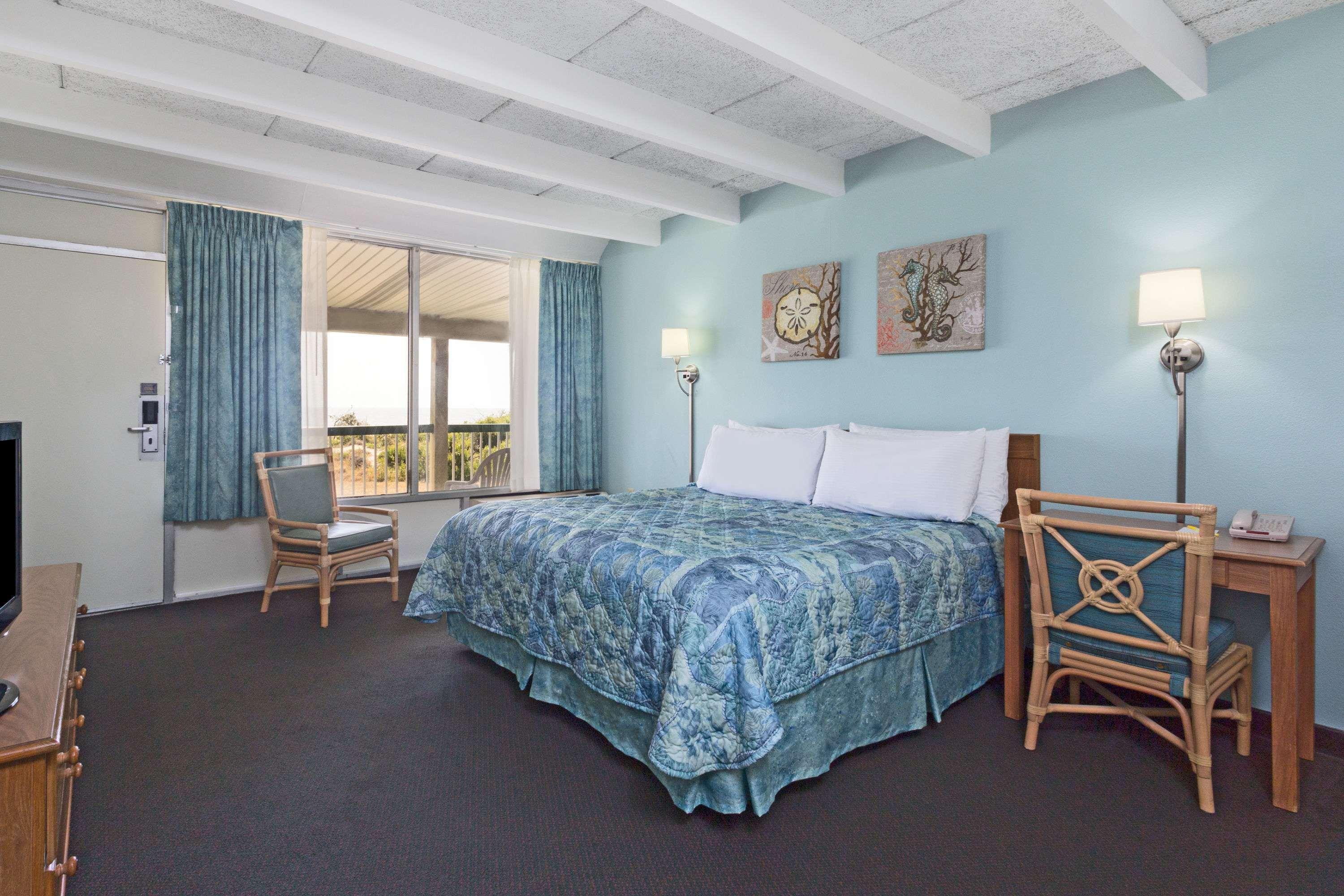 Days Inn & Suites Jekyll Island — photo 4