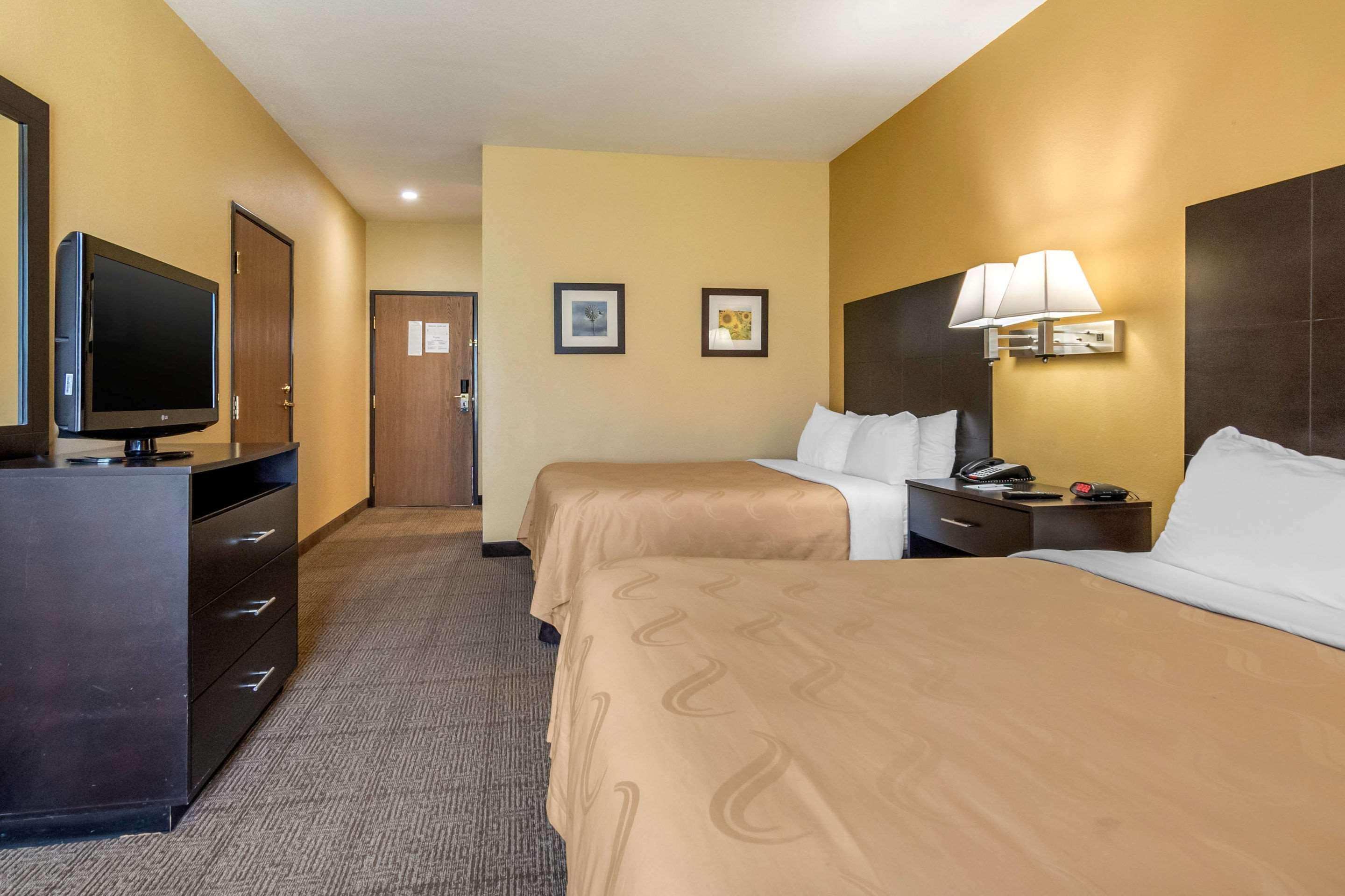 Quality Inn & Suites Lenexa Kansas City — photo 4
