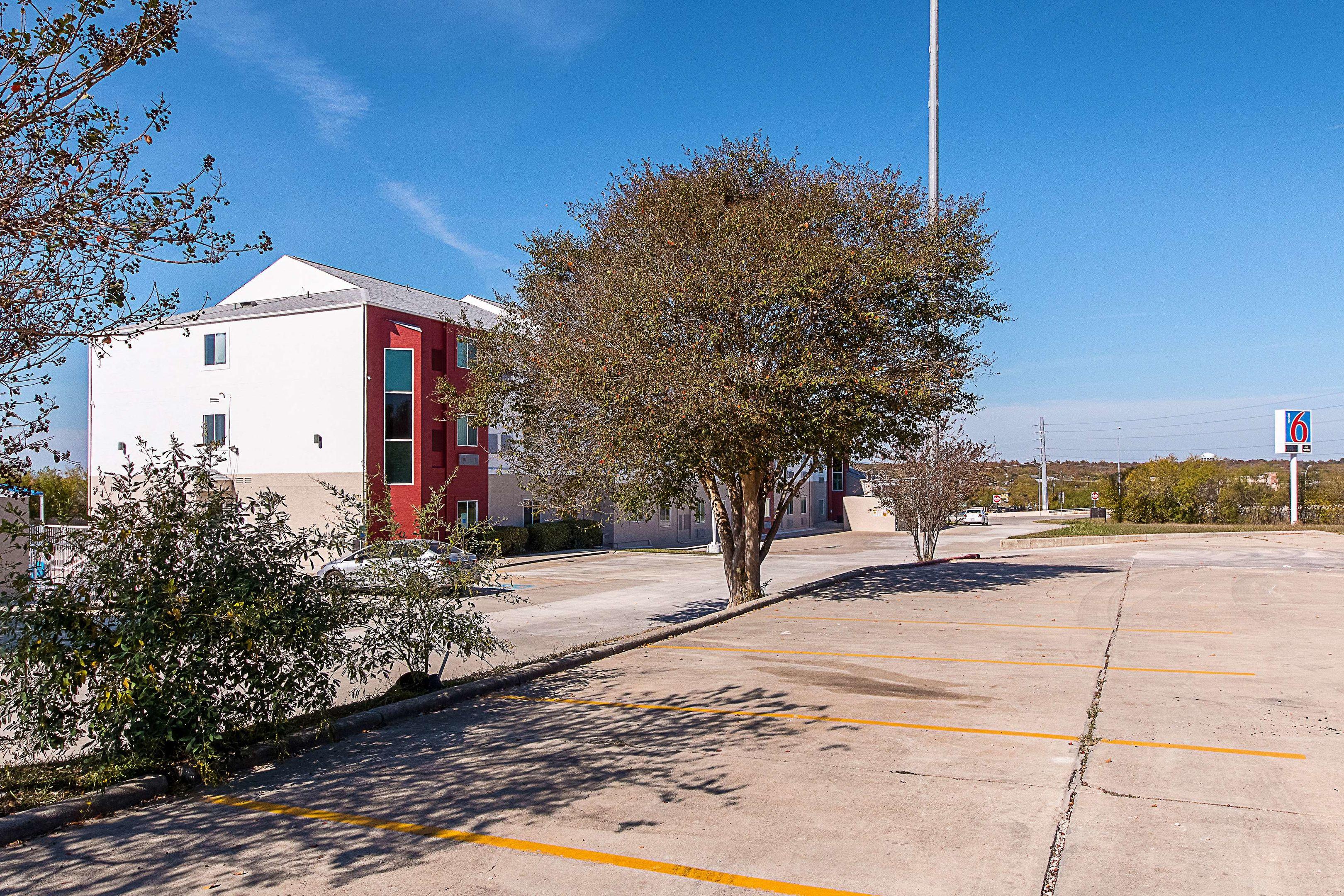 Motel 6 San Antonio Downtown/Alamodome — photo 4