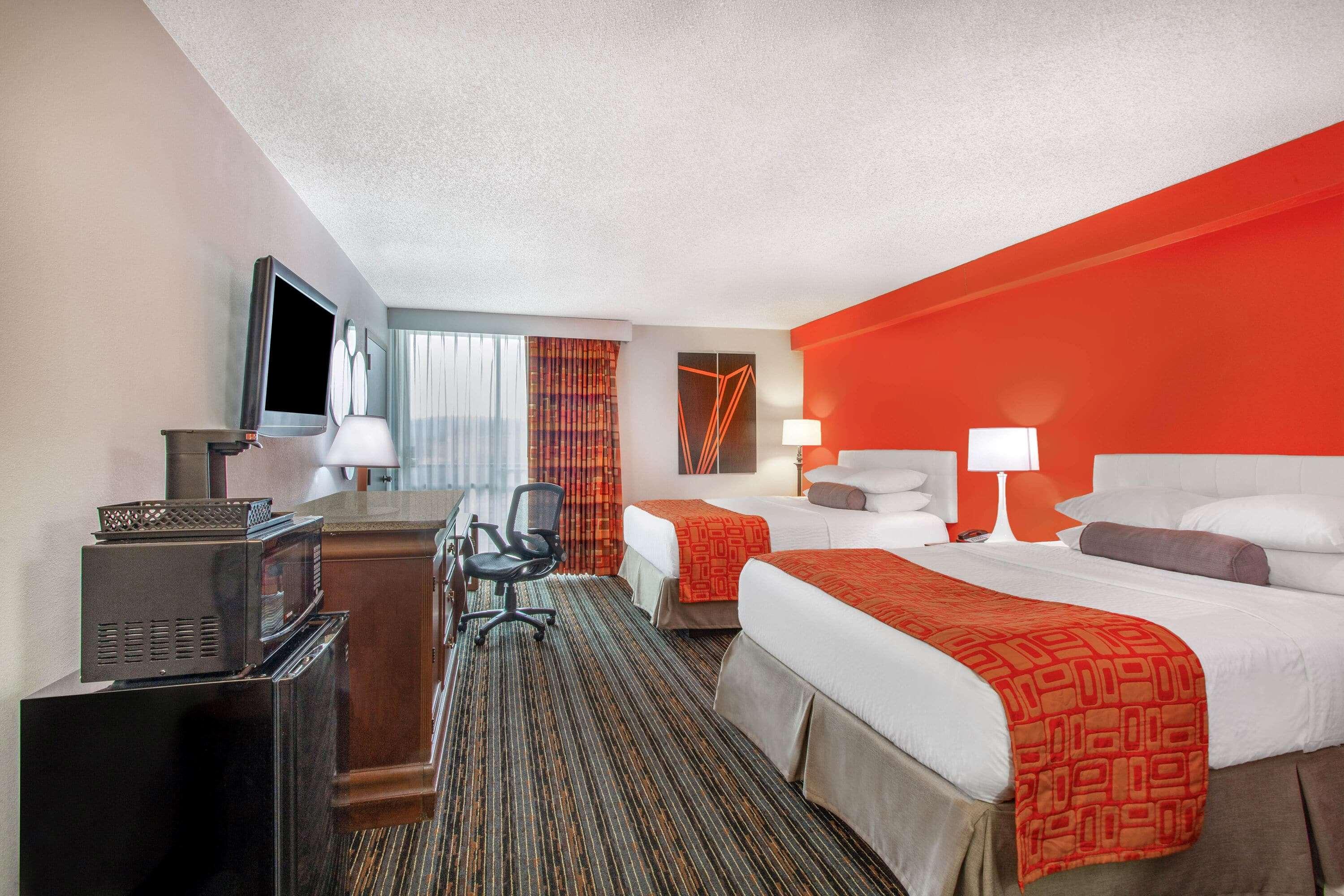 Howard Johnson by Wyndham Lexington — photo 4