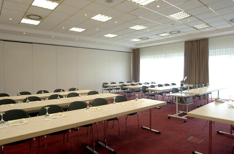 Hotel NH Magdeburg — photo 4