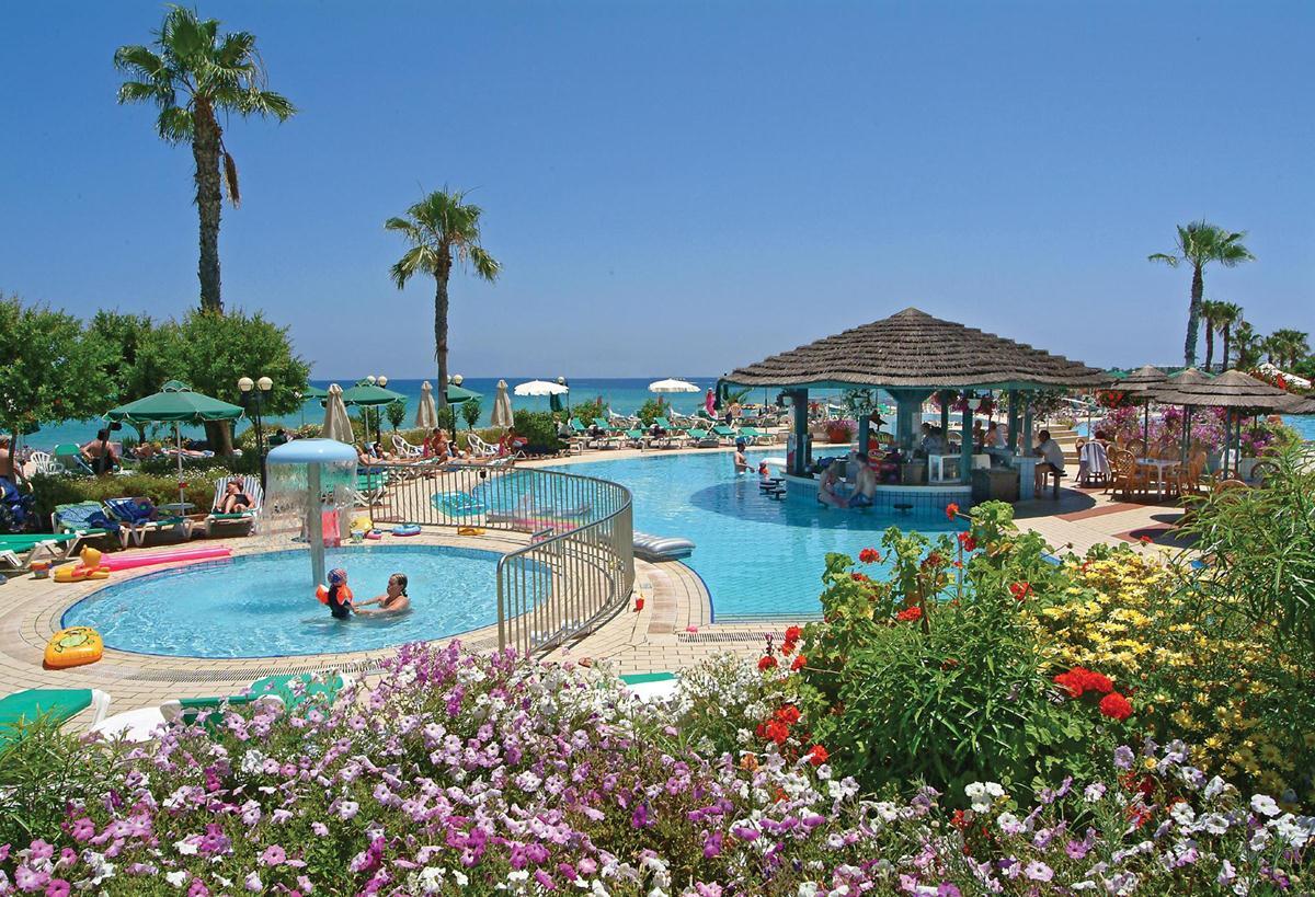 Sunrise Beach Hotel — photo 4