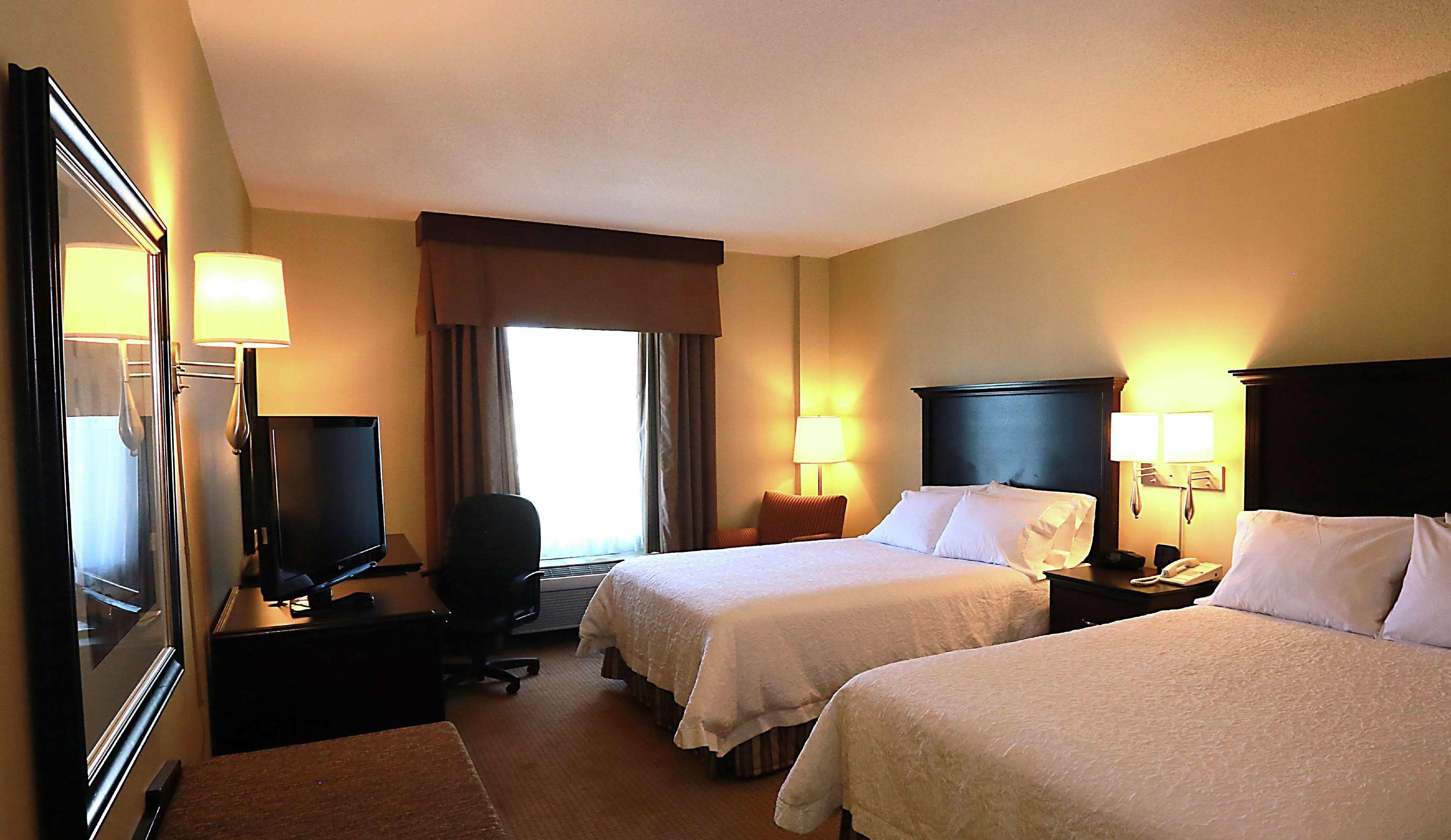 Hampton Inn & Suites Laval Quebec — photo 5