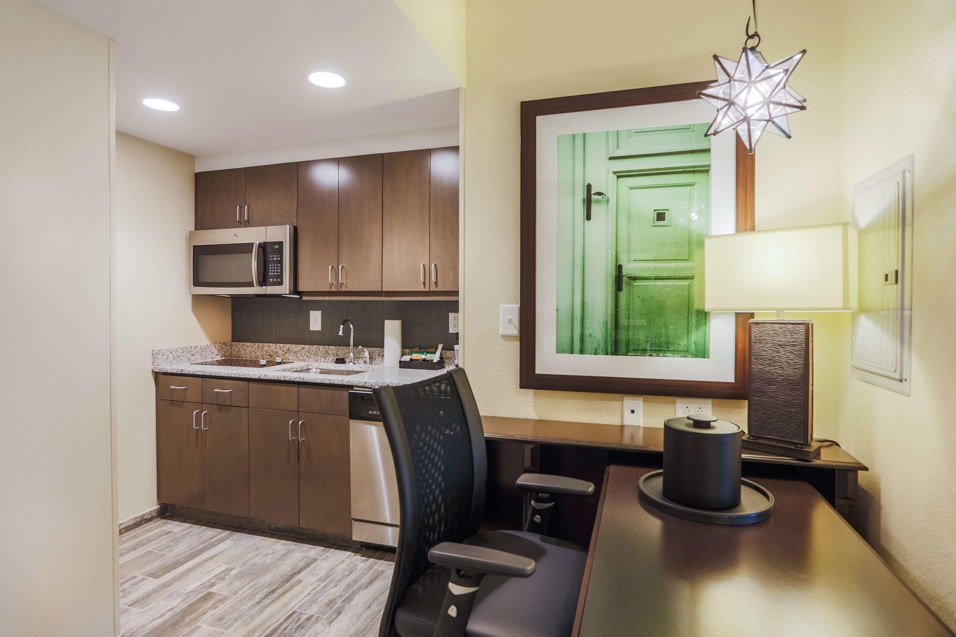 Homewood Suites by Hilton Charleston Historic District — photo 3