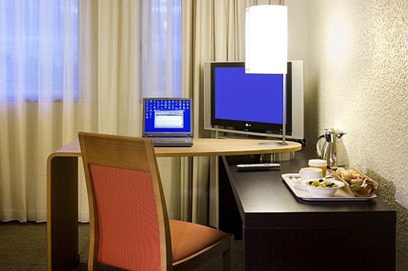Novotel Toulouse Purpan Aéroport — photo 4