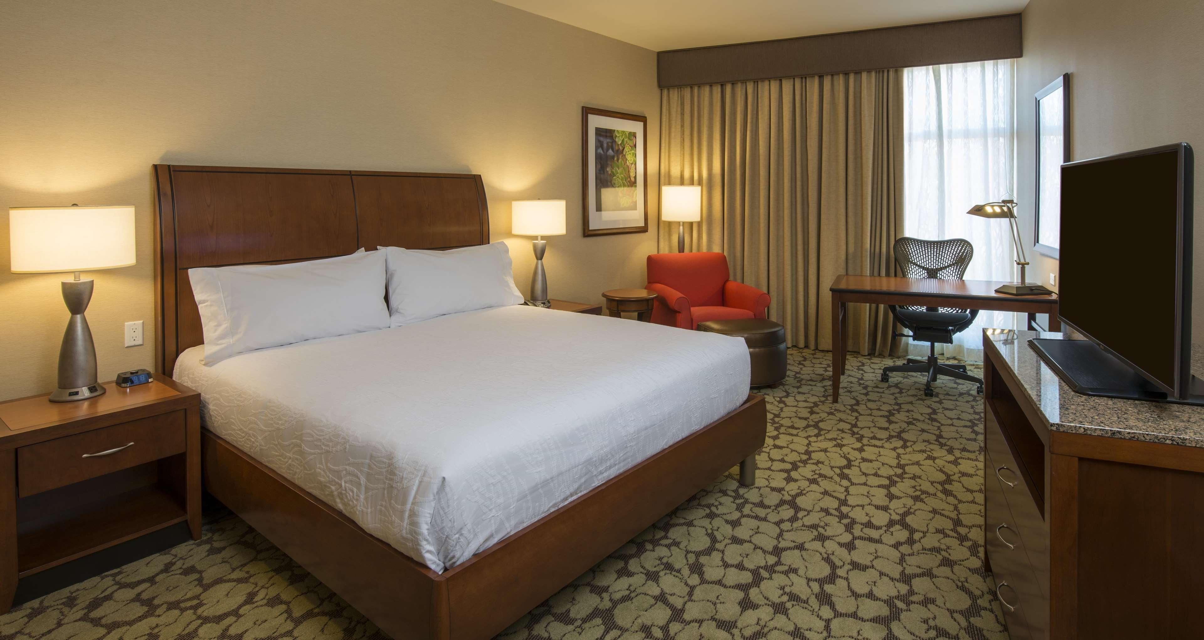 Hilton Garden Inn Alexandria Old Town King St. Metro — photo 3