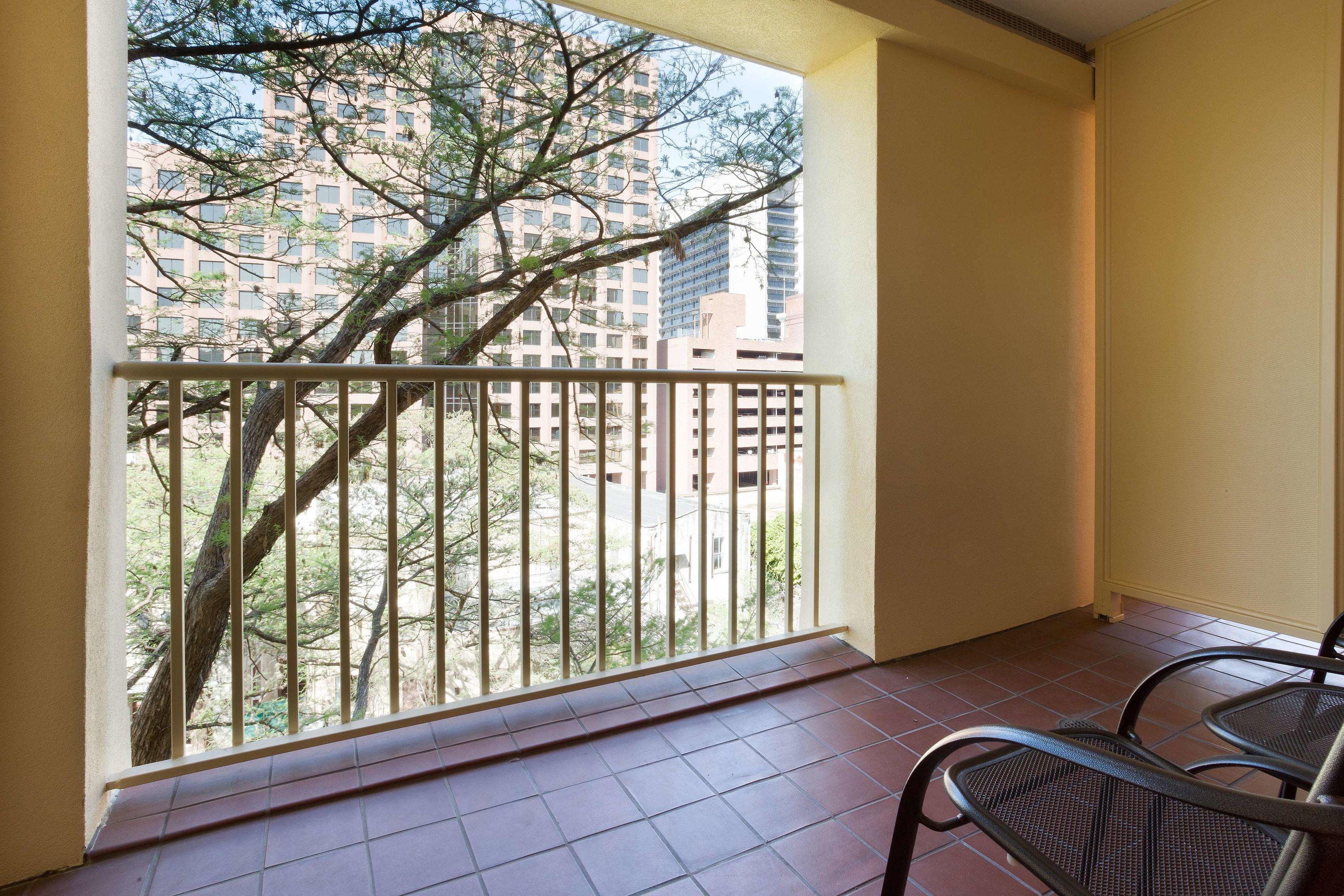 Drury Inn & Suites Riverwalk San Antonio — photo 5