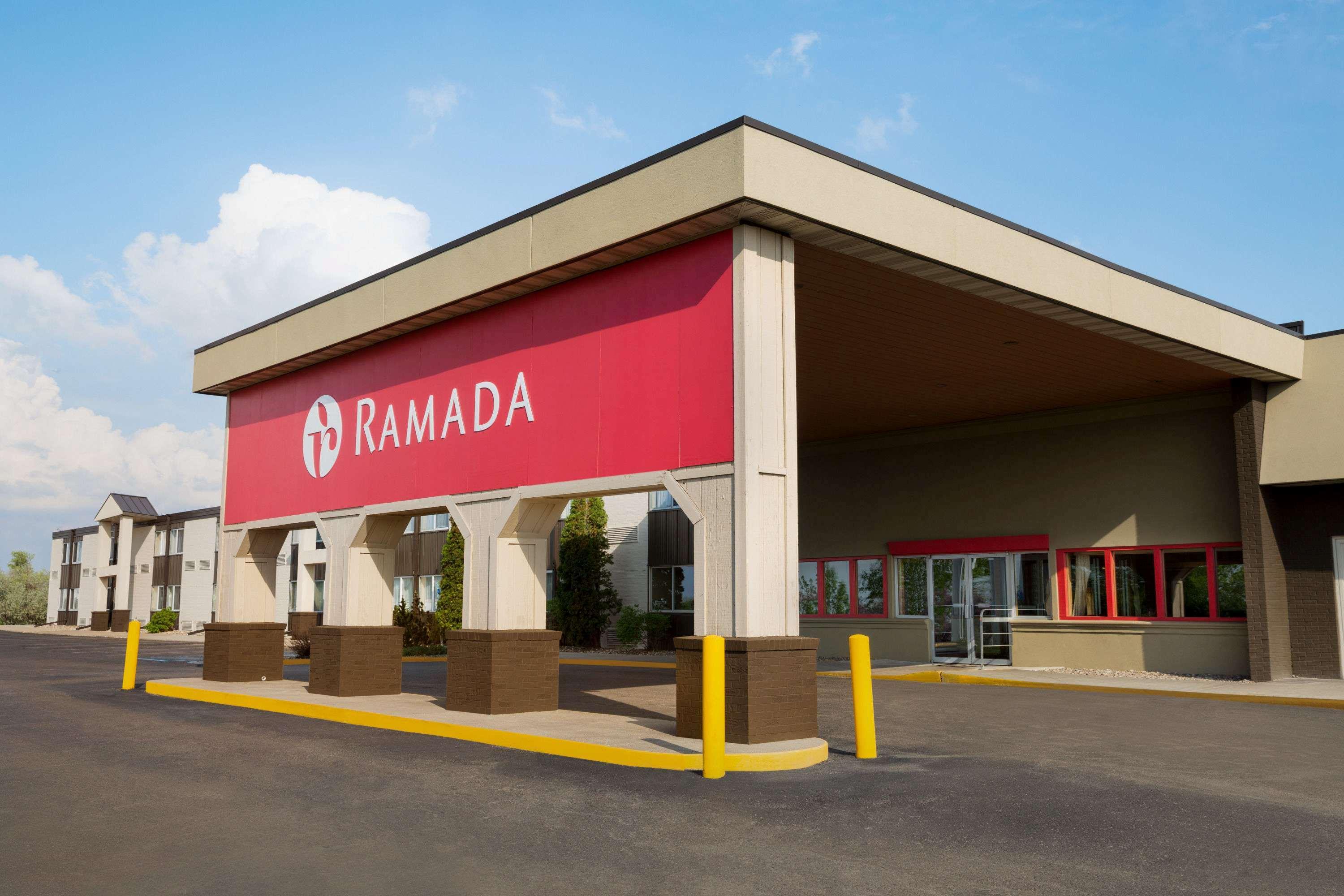 Ramada Bismarck — photo 3