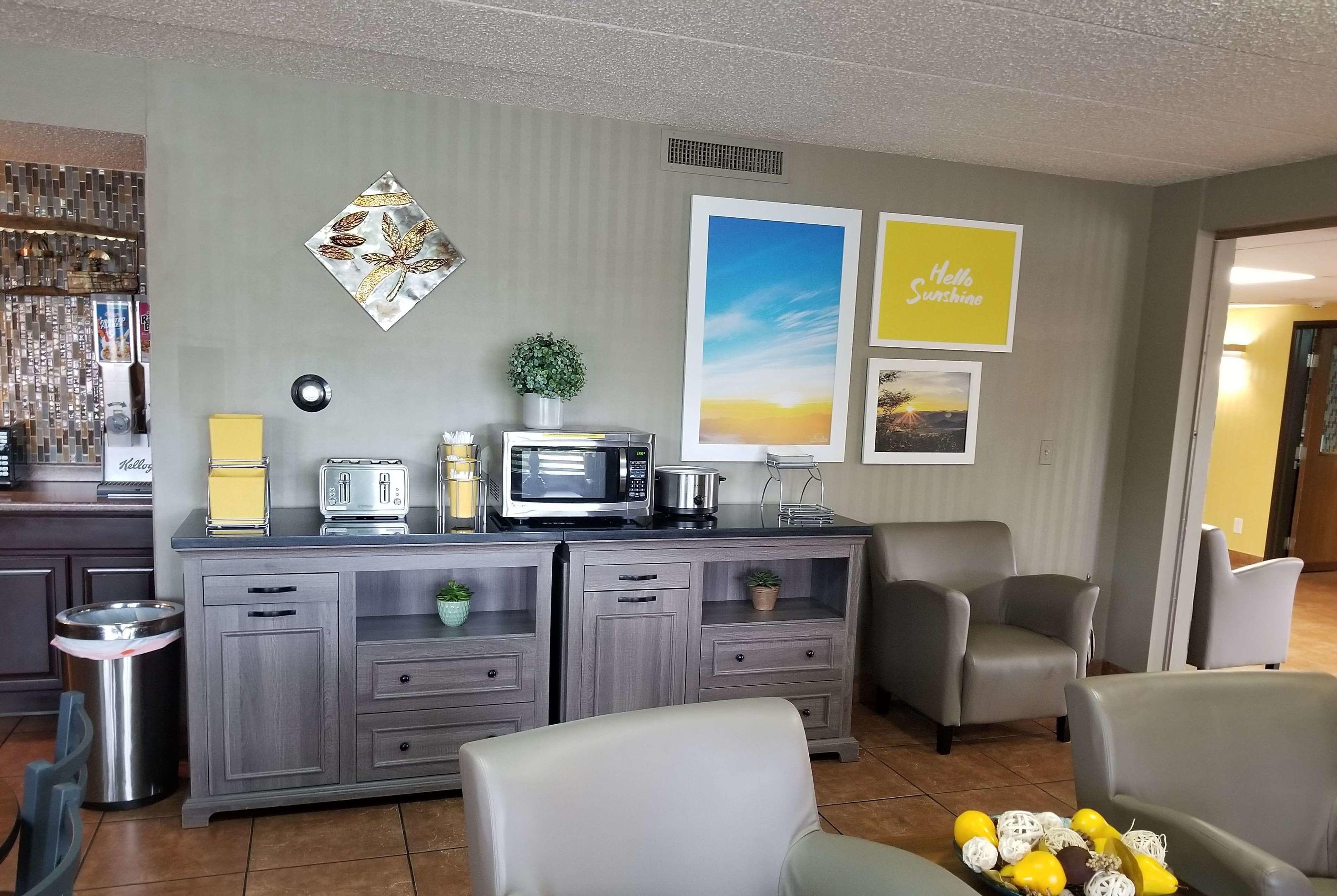 Days Inn Fort Collins — photo 4