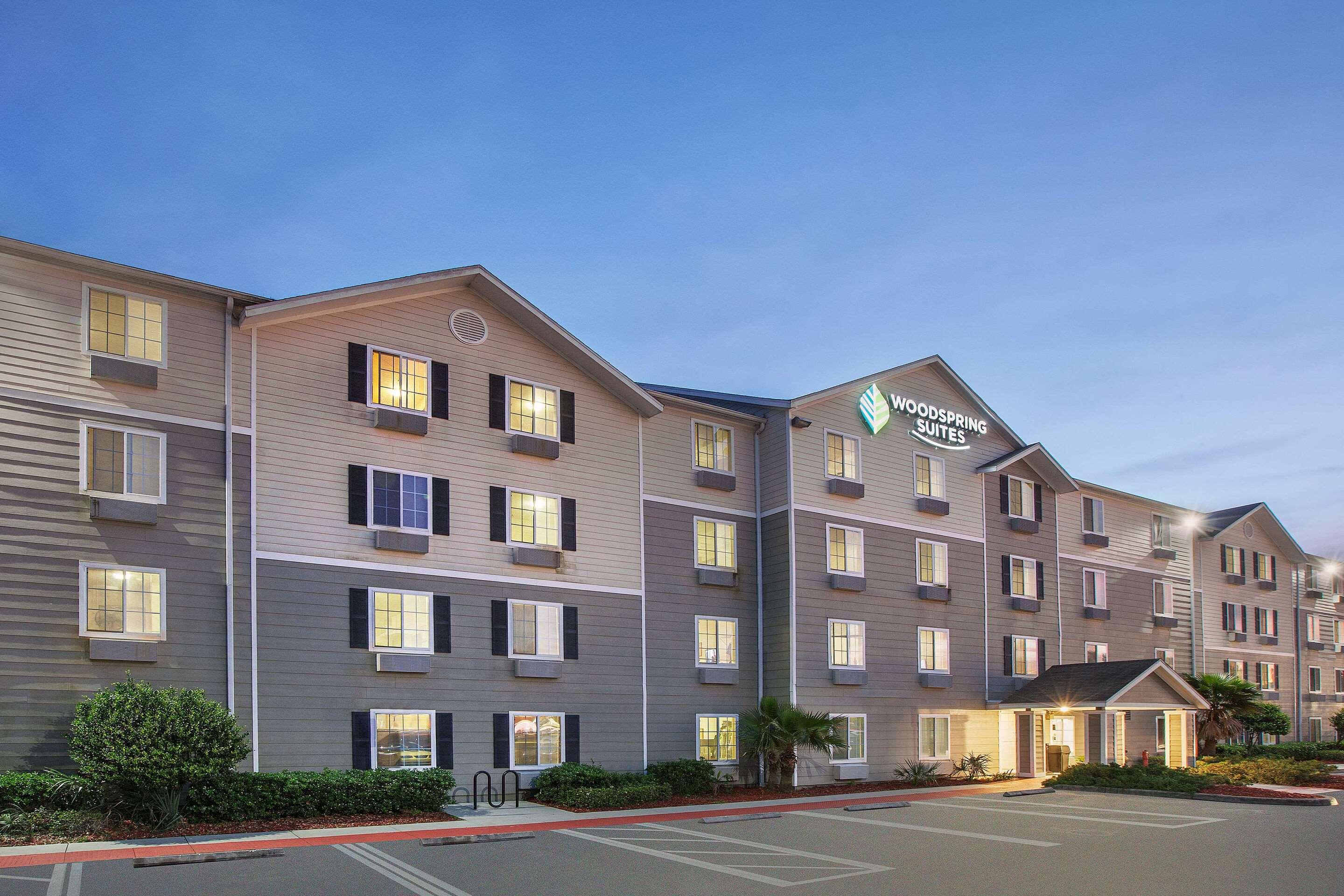 WoodSpring Suites Jacksonville Southeast — photo 4