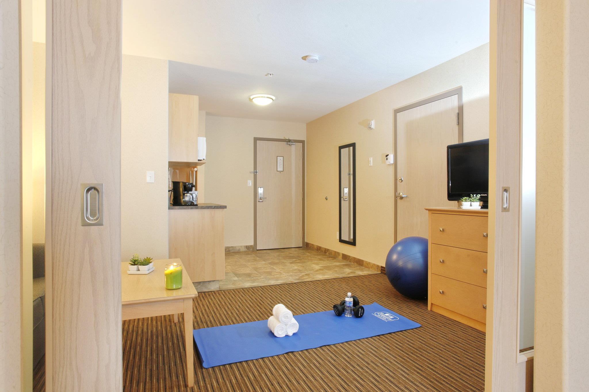 Pomeroy Inn And Suites — photo 4