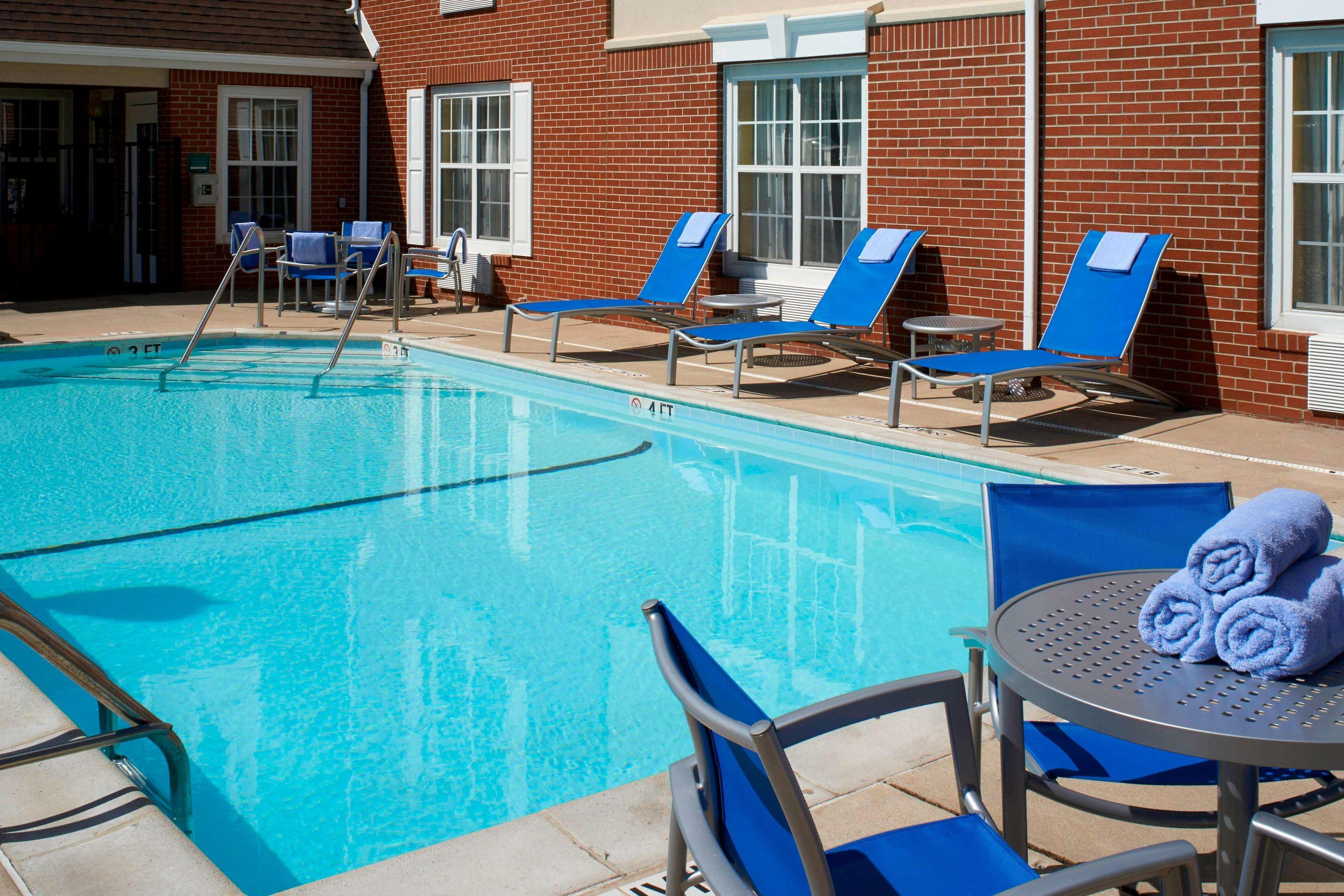 Sonesta Simply Suites Detroit Novi — photo 3