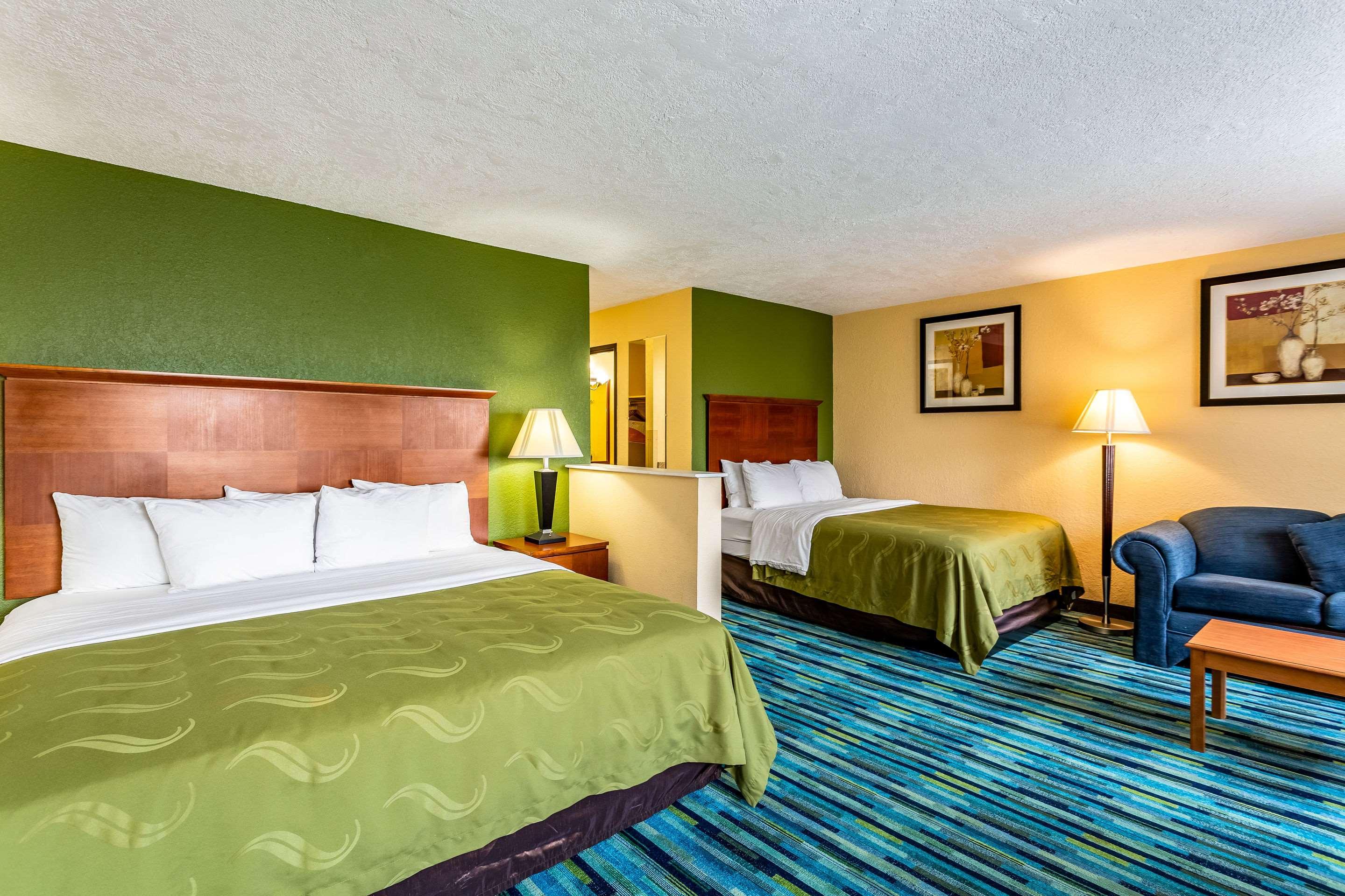 Quality Inn Los Lunas — photo 5