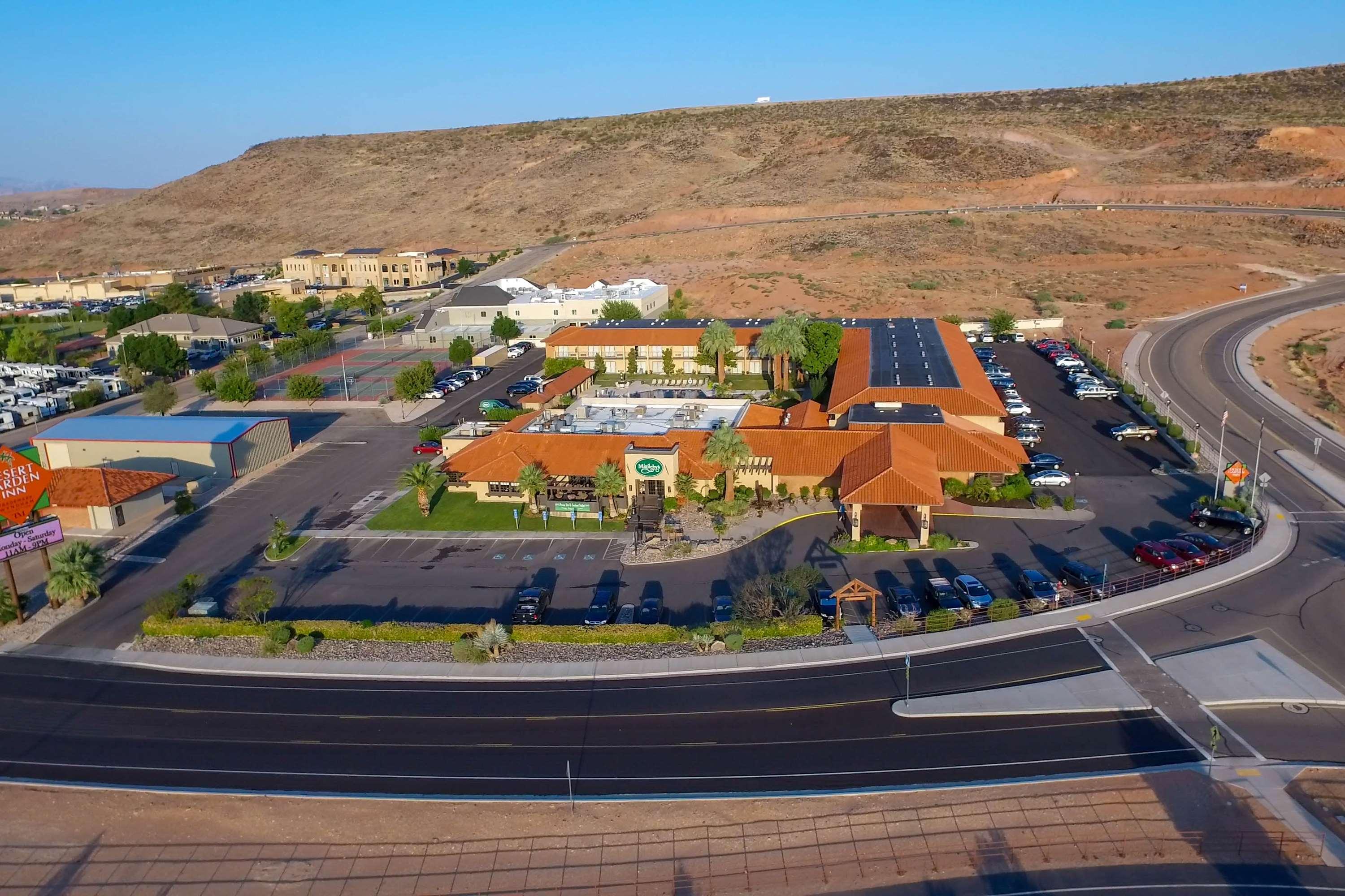 Desert Garden Inn, Trademark Collection by Wyndham — photo 4