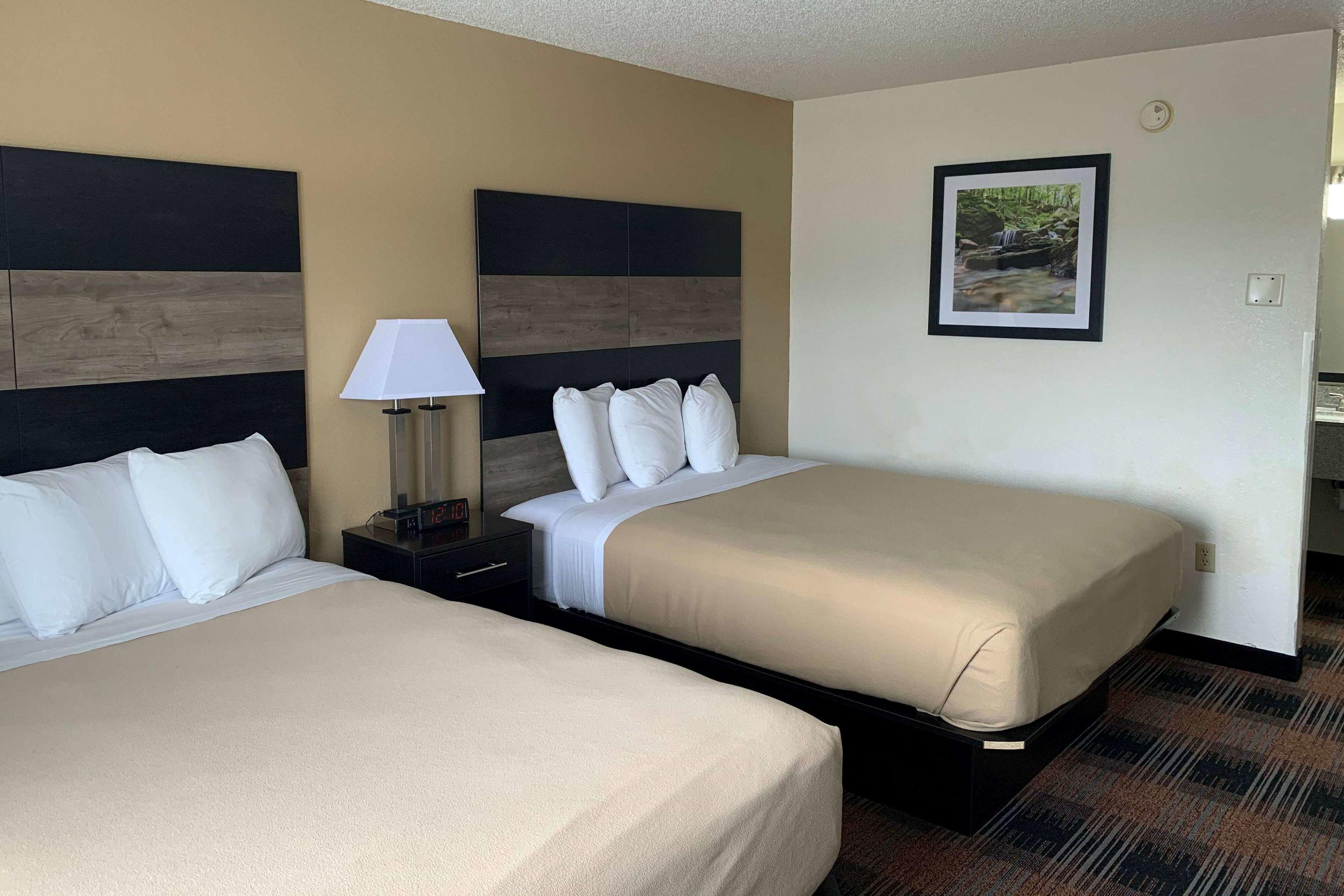 Boarders Inn & Suites Waupun — photo 5