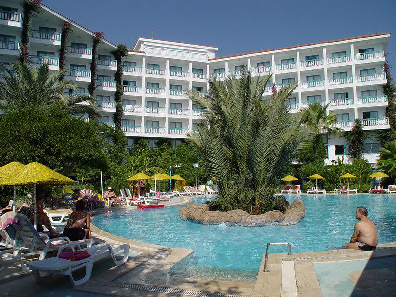 Tropical Beach Hotel — photo 4