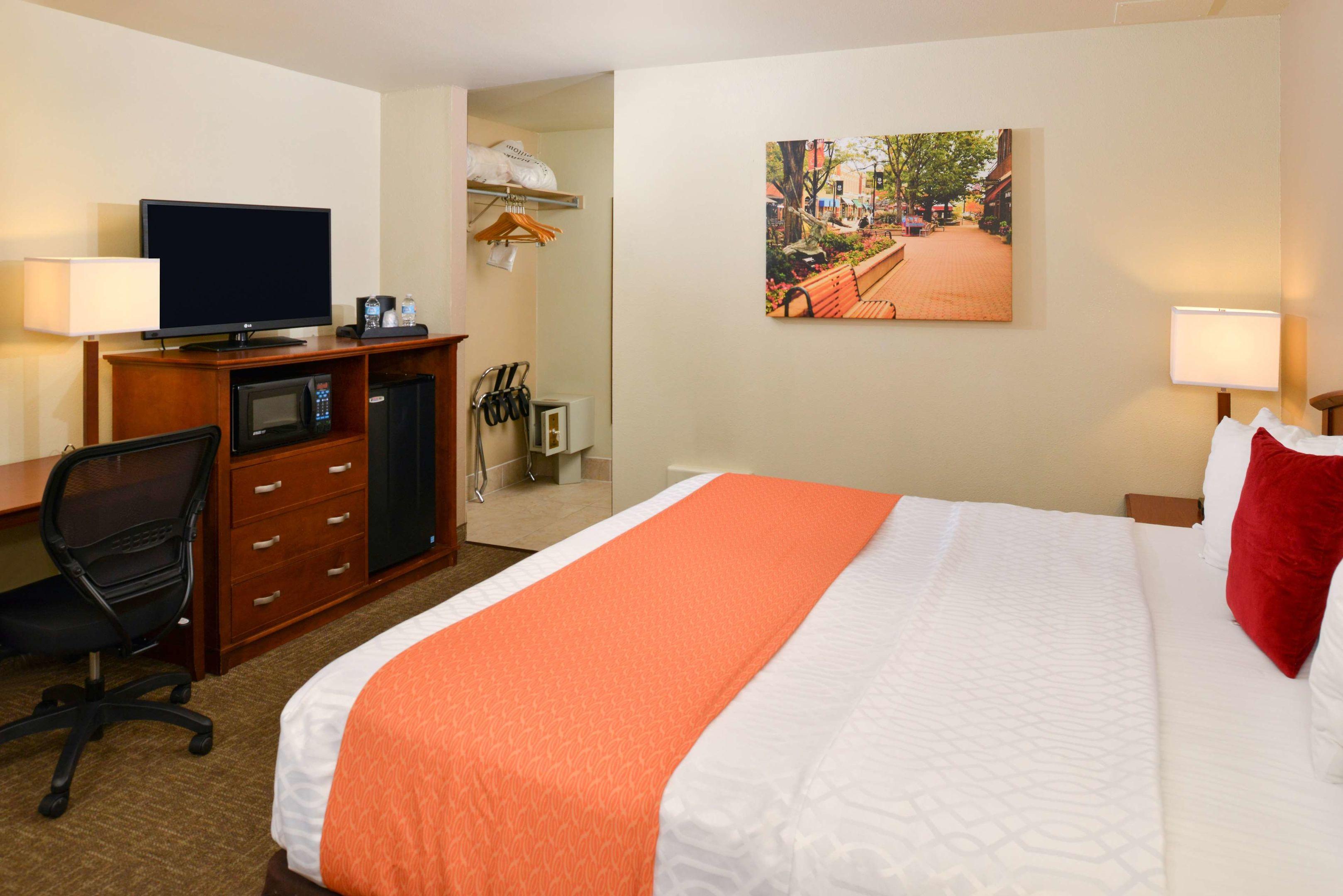 Best Western University Inn — photo 4