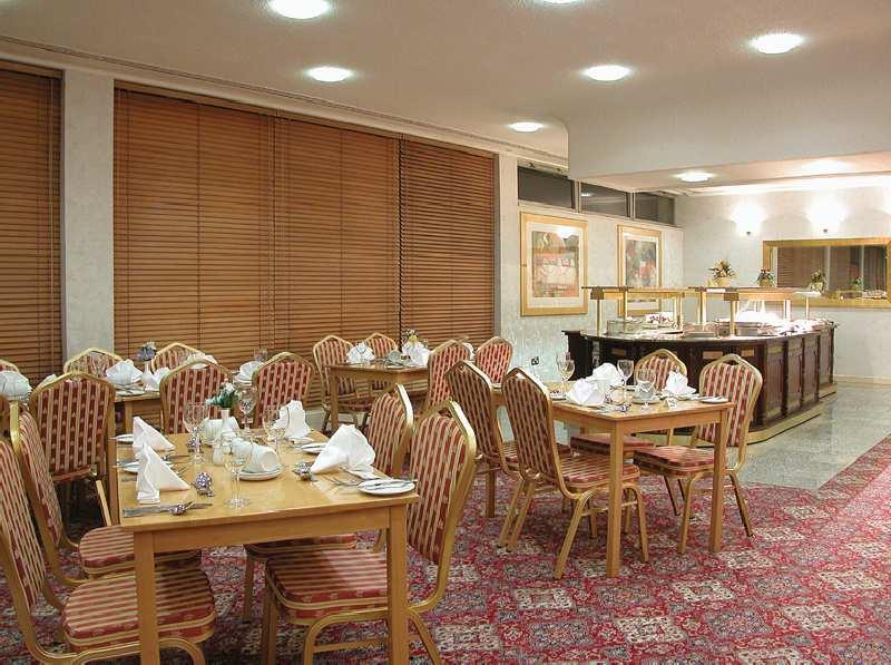Britannia Coventry Hill Hotel — photo 4